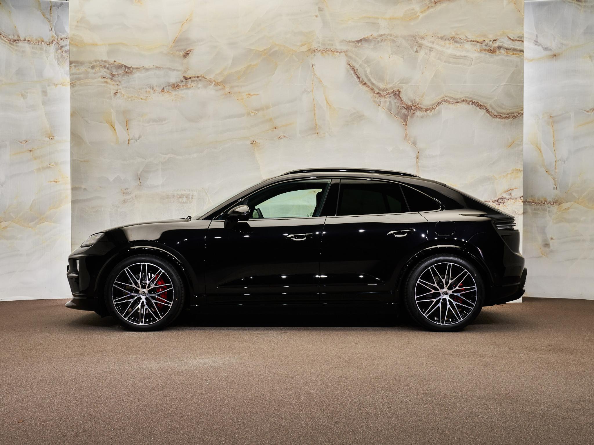 Porsche Macan - 2