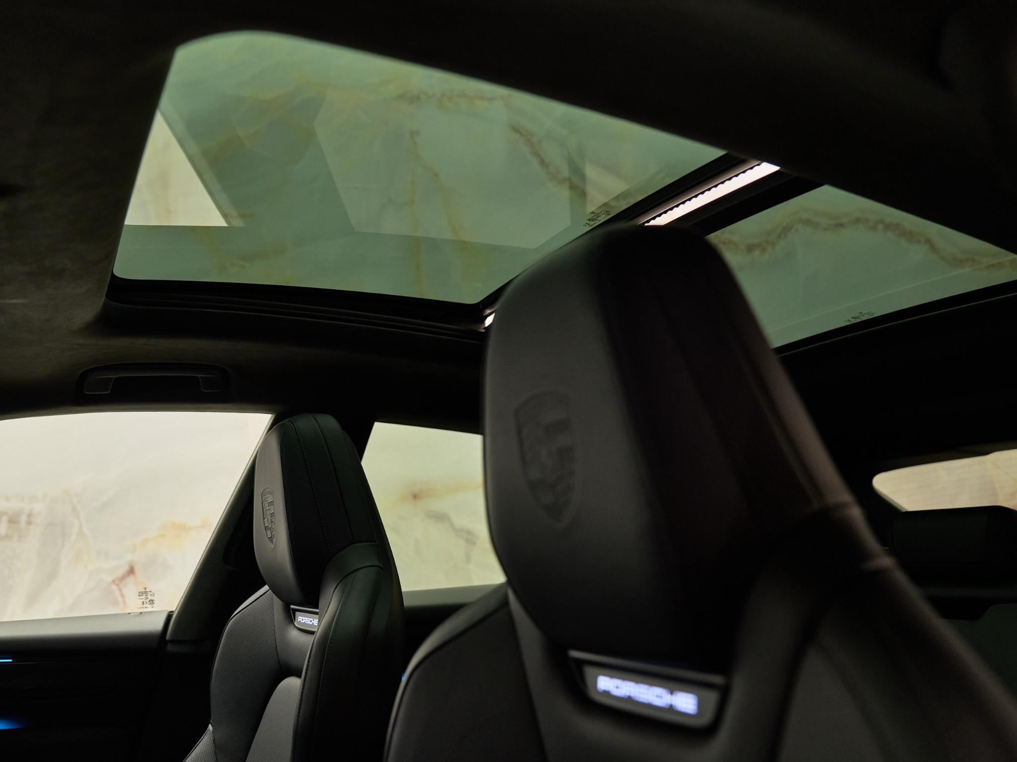 Porsche Macan - 11