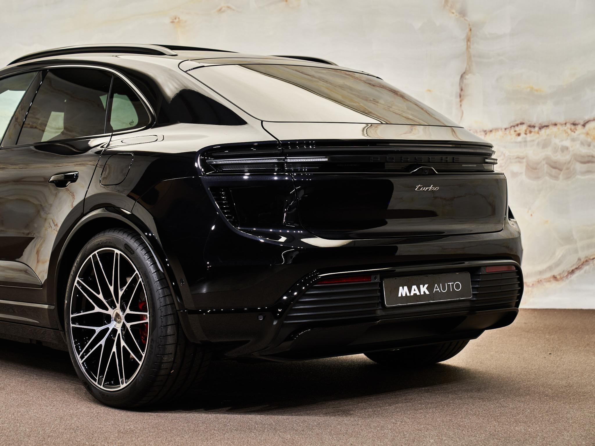 Porsche Macan - 5
