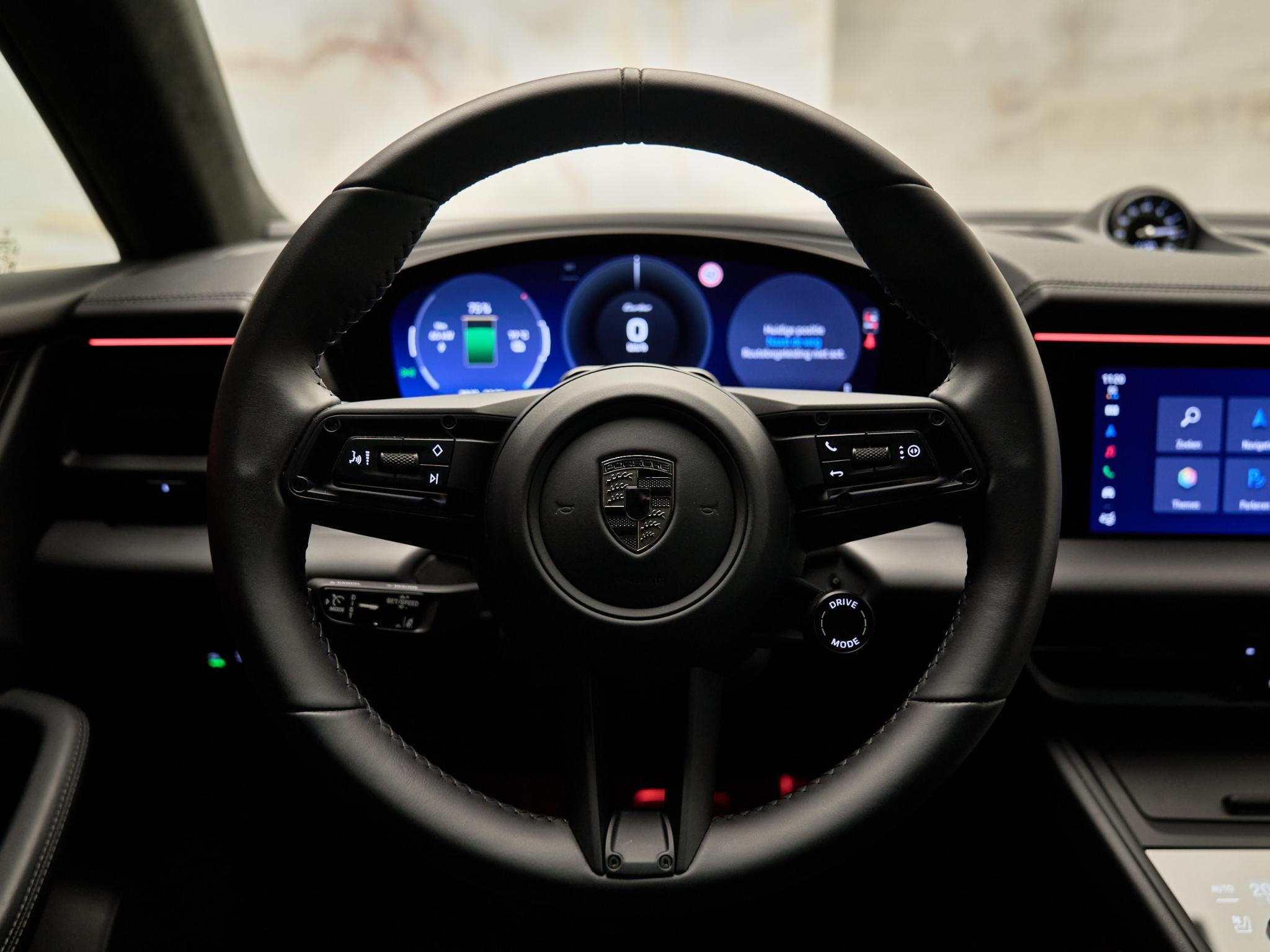 Porsche Macan - 17