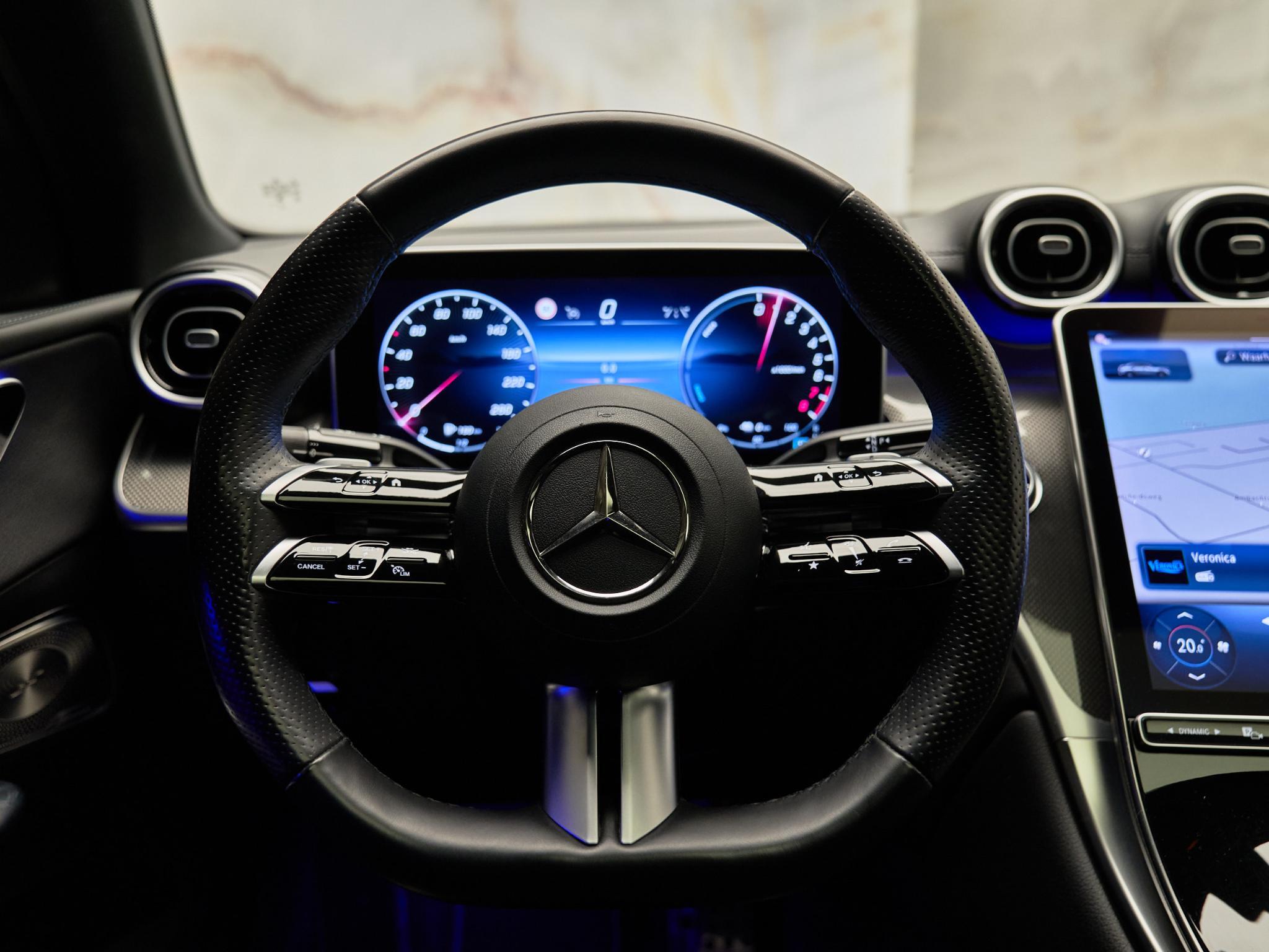 Mercedes-Benz GLC - 15