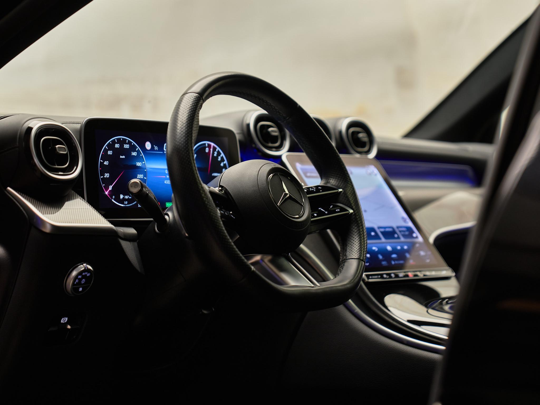 Mercedes-Benz GLC - 17