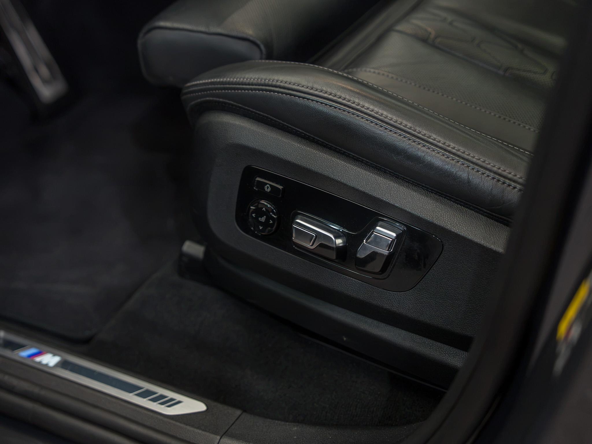 BMW X5 - 12