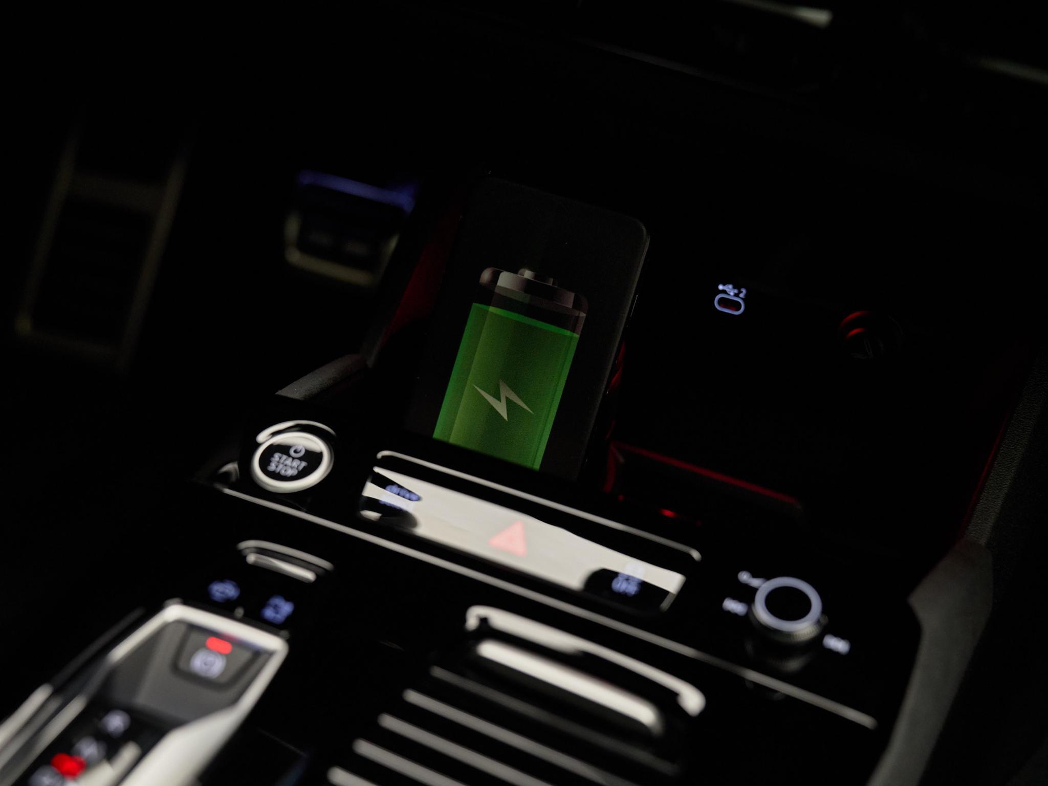 Audi SQ6 e-tron - 25