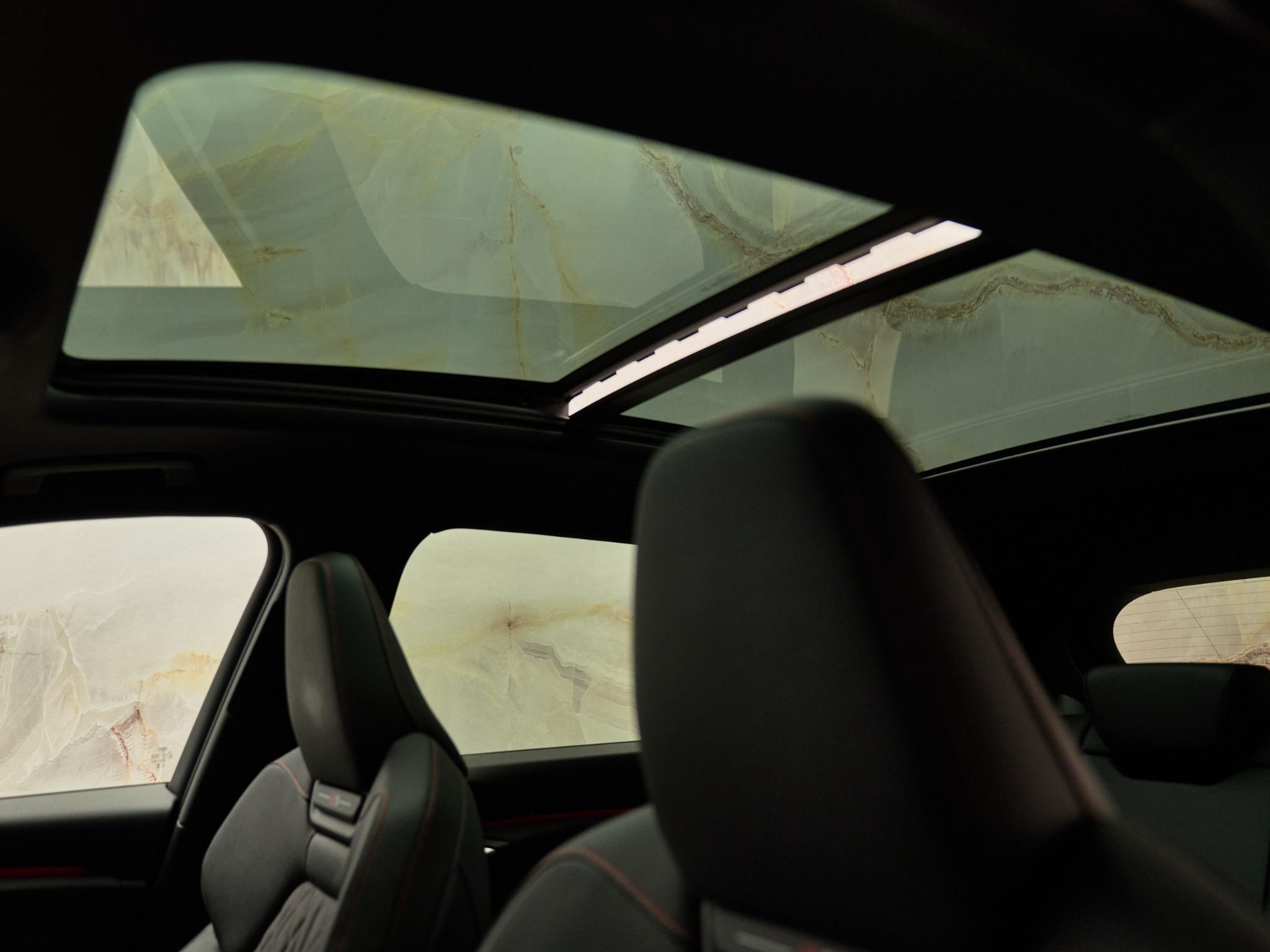 Audi SQ6 e-tron - 11