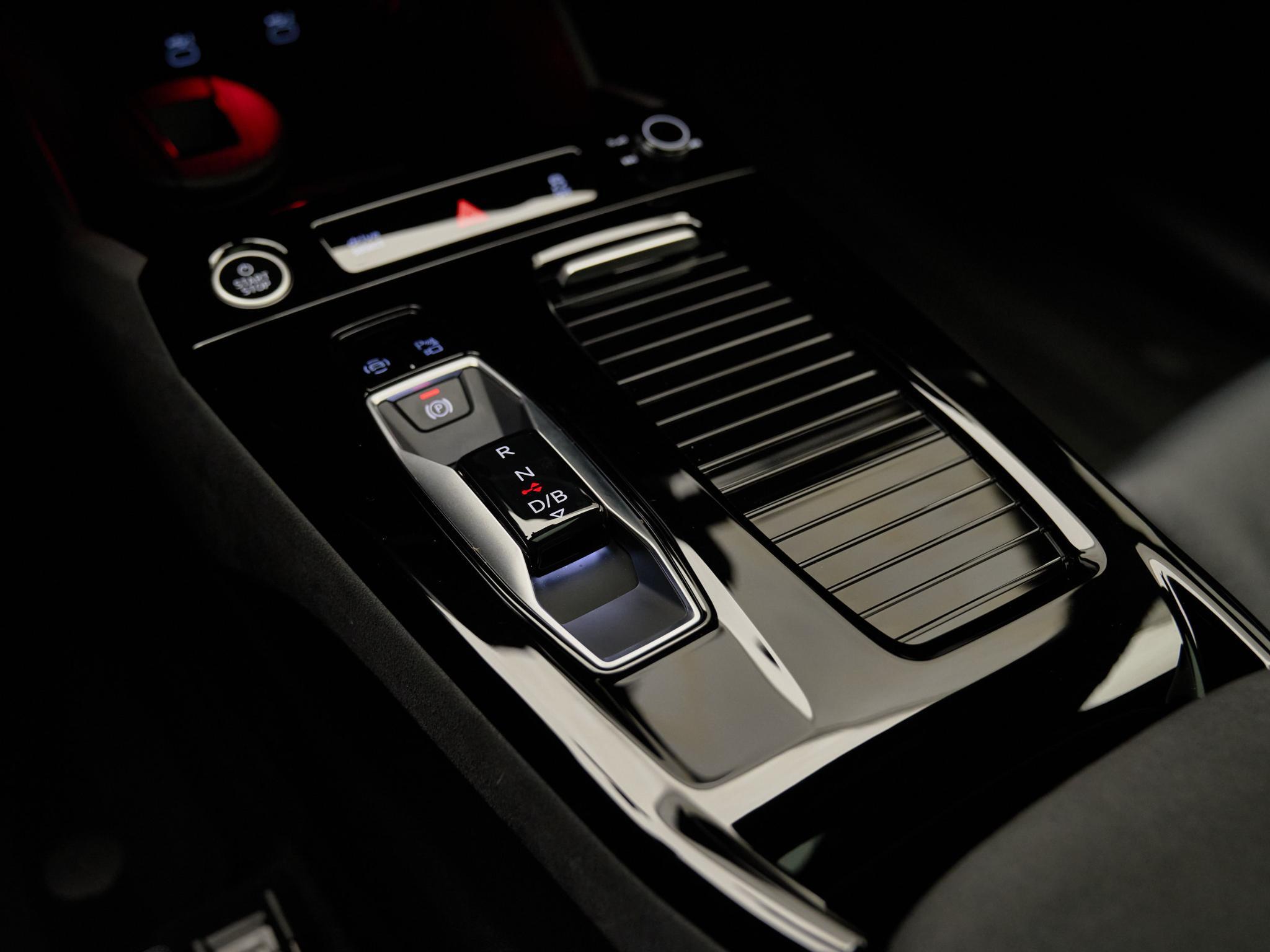 Audi SQ6 e-tron - 20