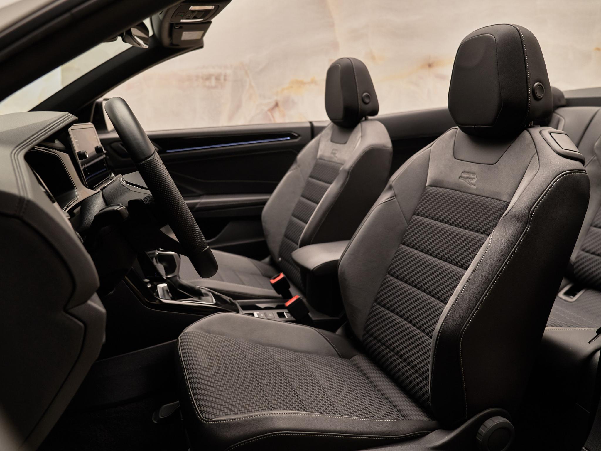 Volkswagen T-Roc - 7