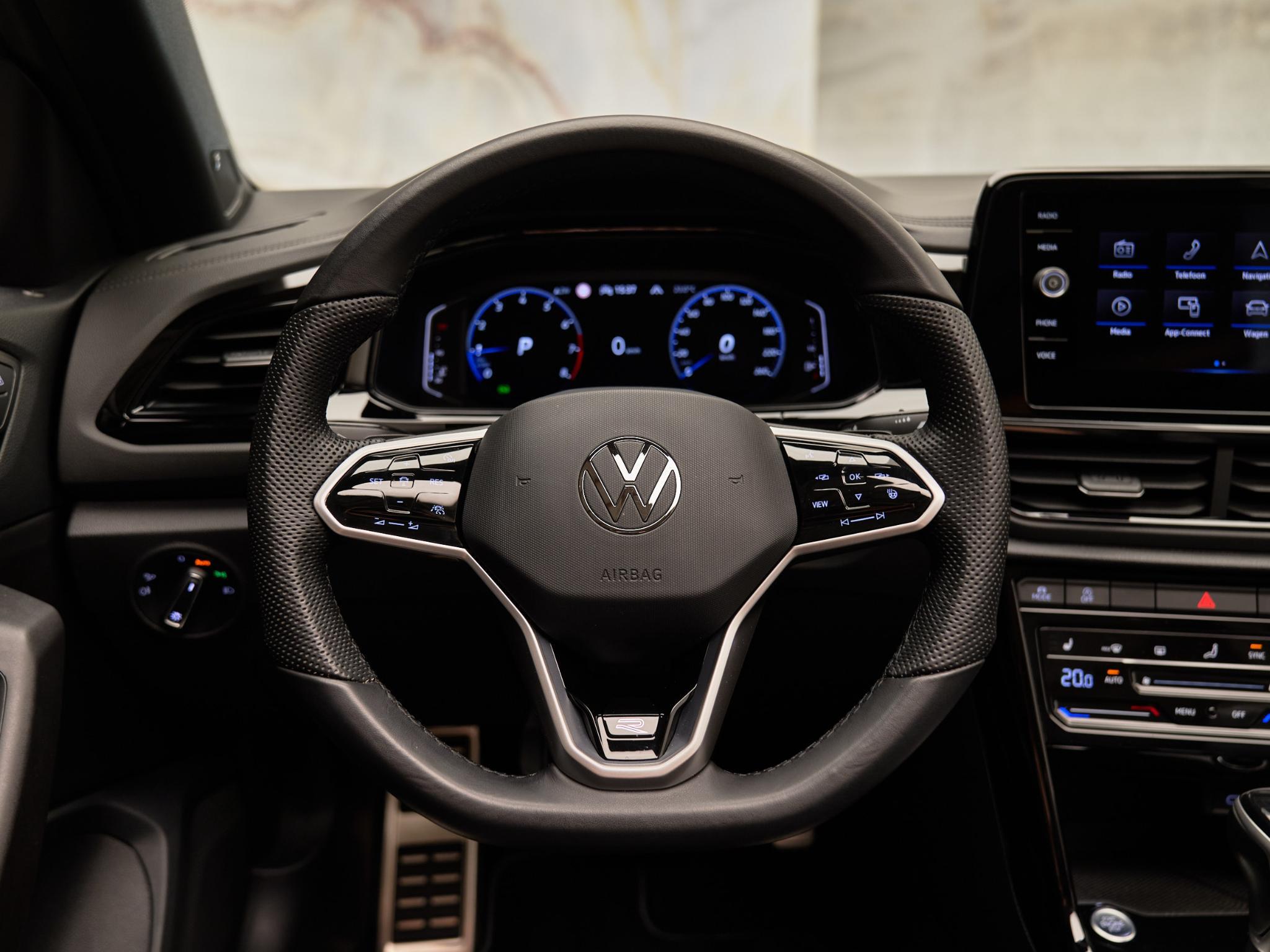 Volkswagen T-Roc - 14