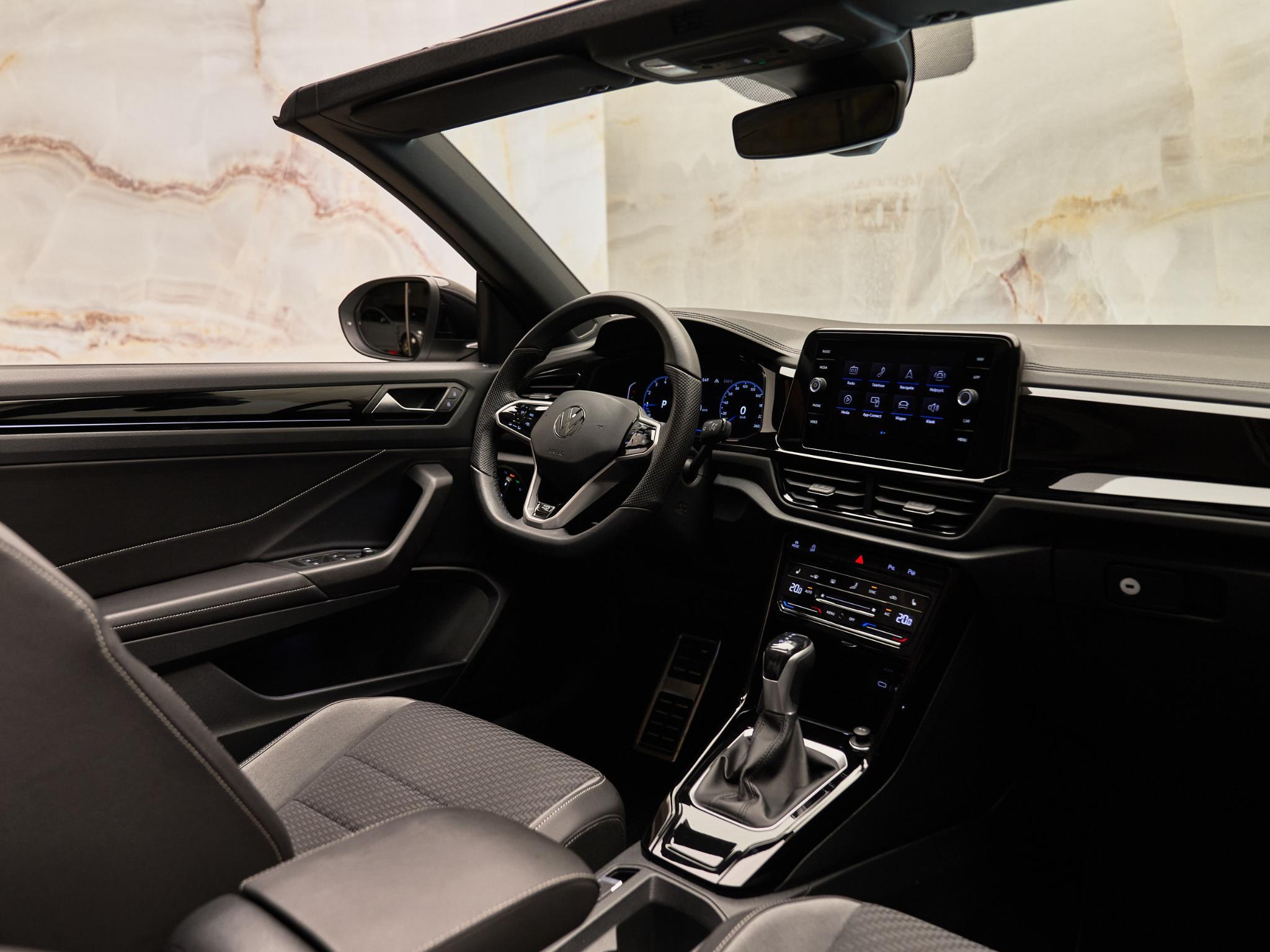 Volkswagen T-Roc - 8