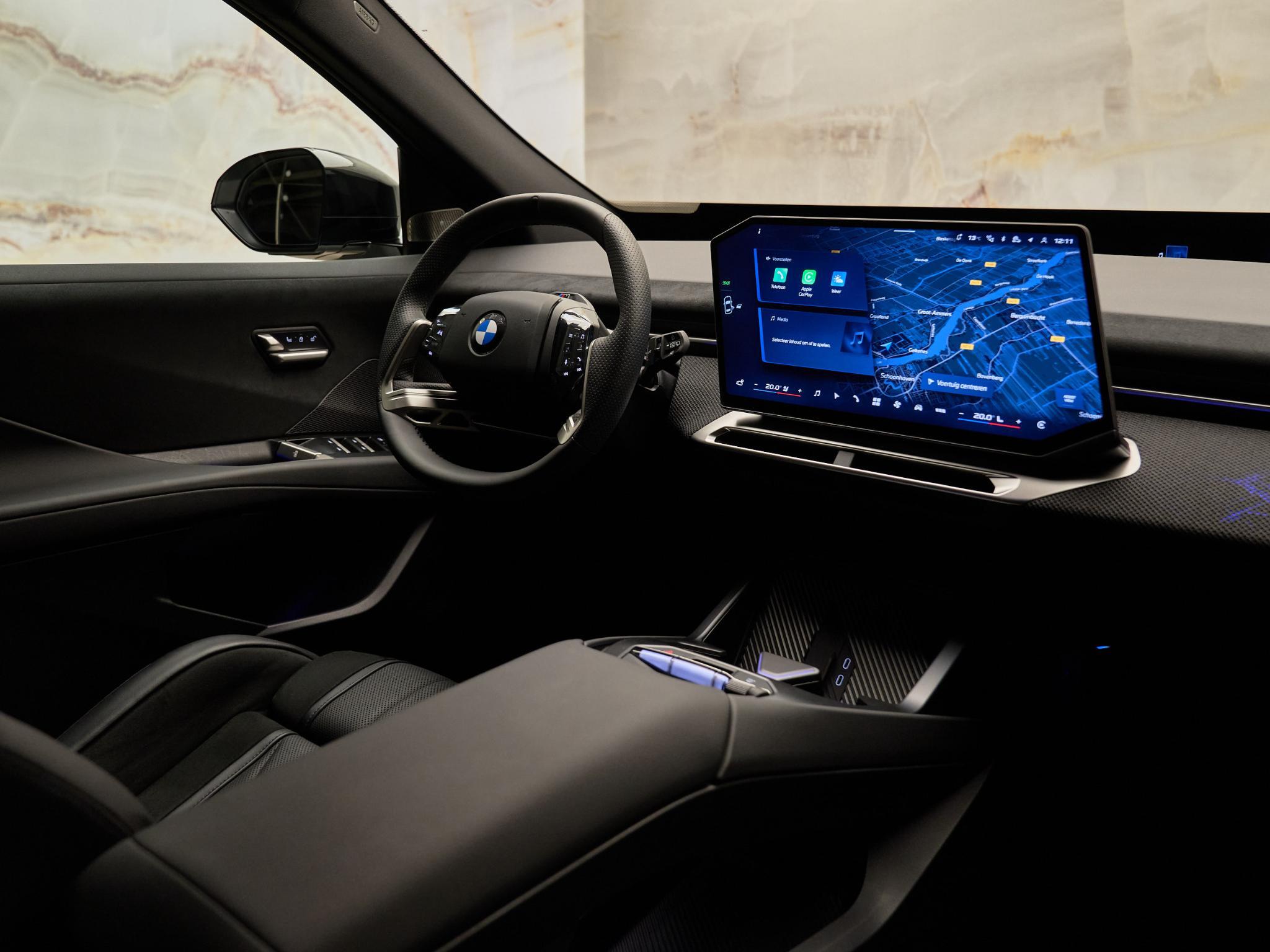BMW iX3 - 8