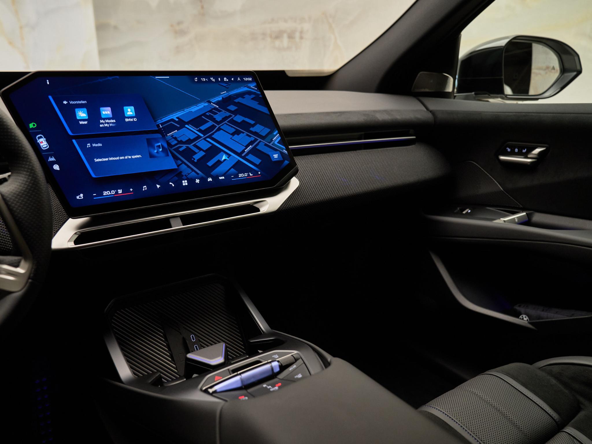 BMW iX3 - 17