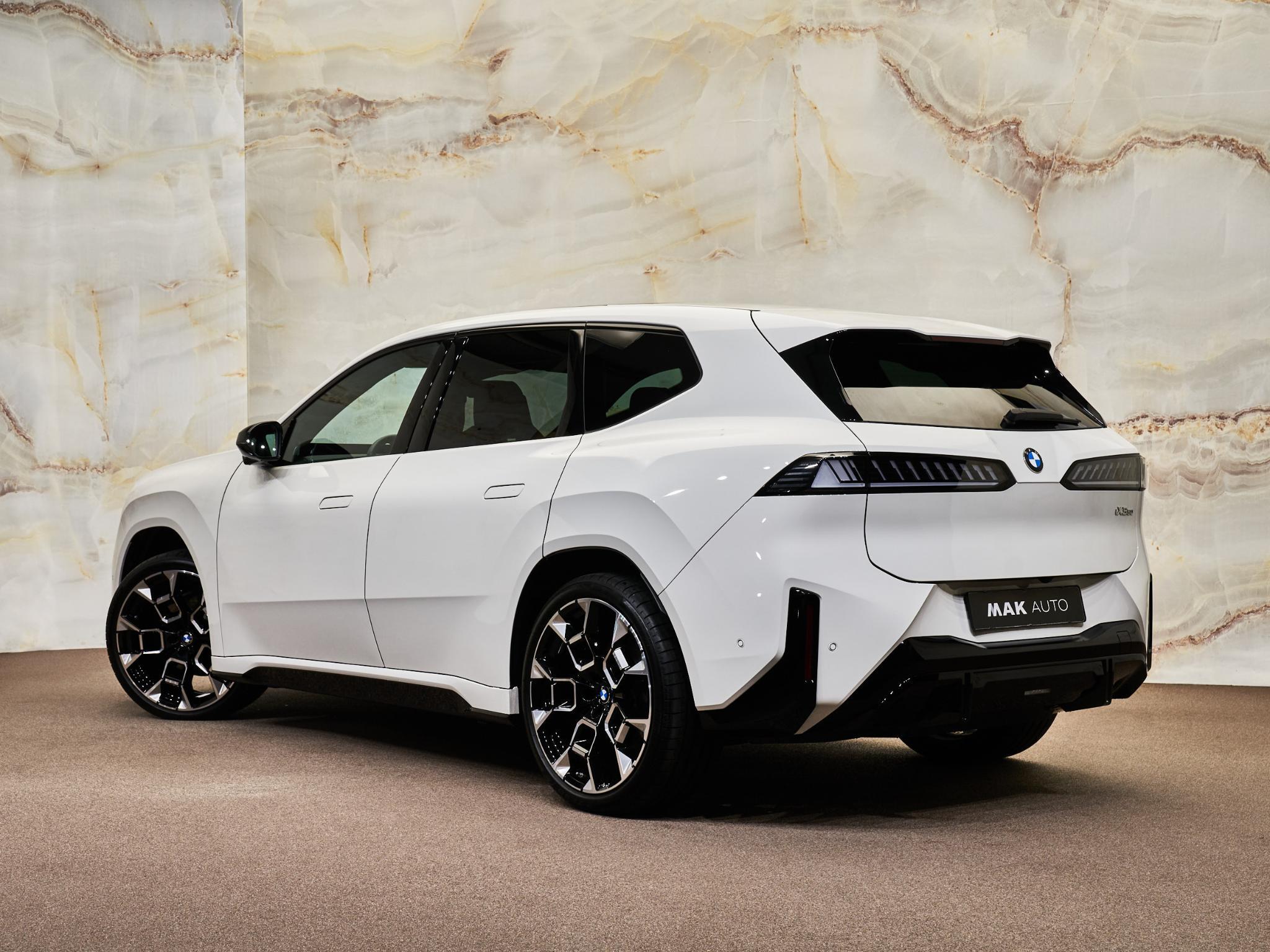 BMW iX3 - 3