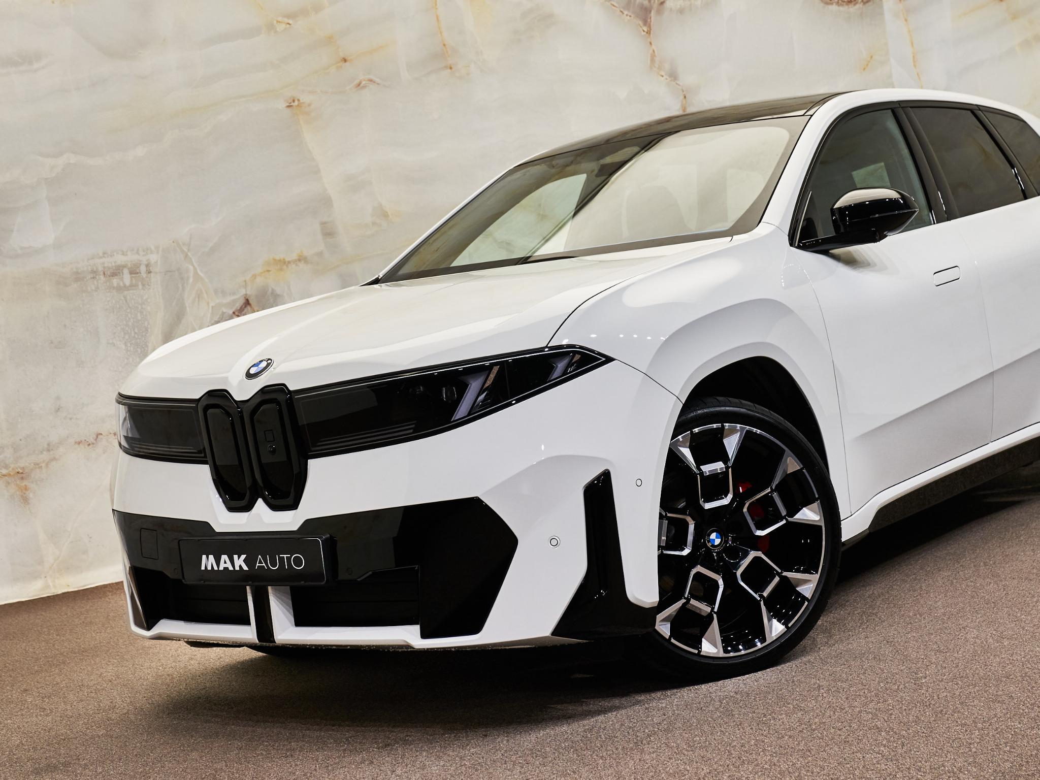 BMW iX3 - 4