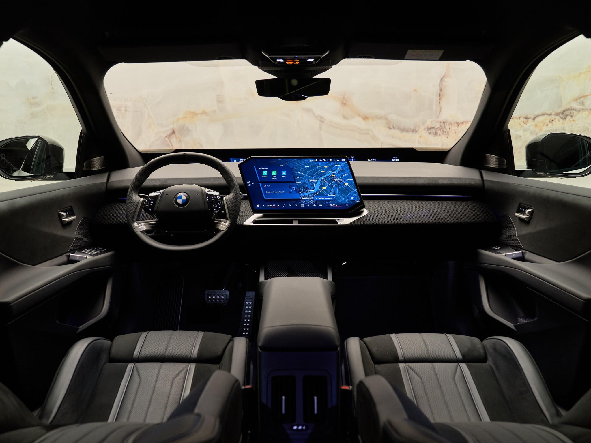 BMW iX3 - 25