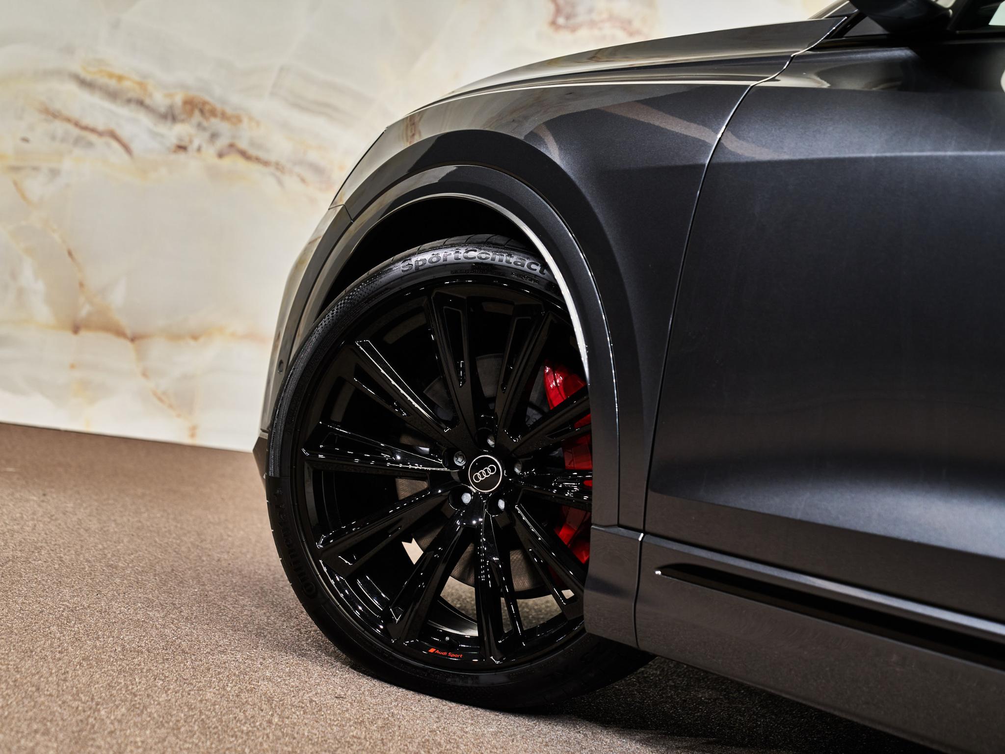 Audi Q8 - 32