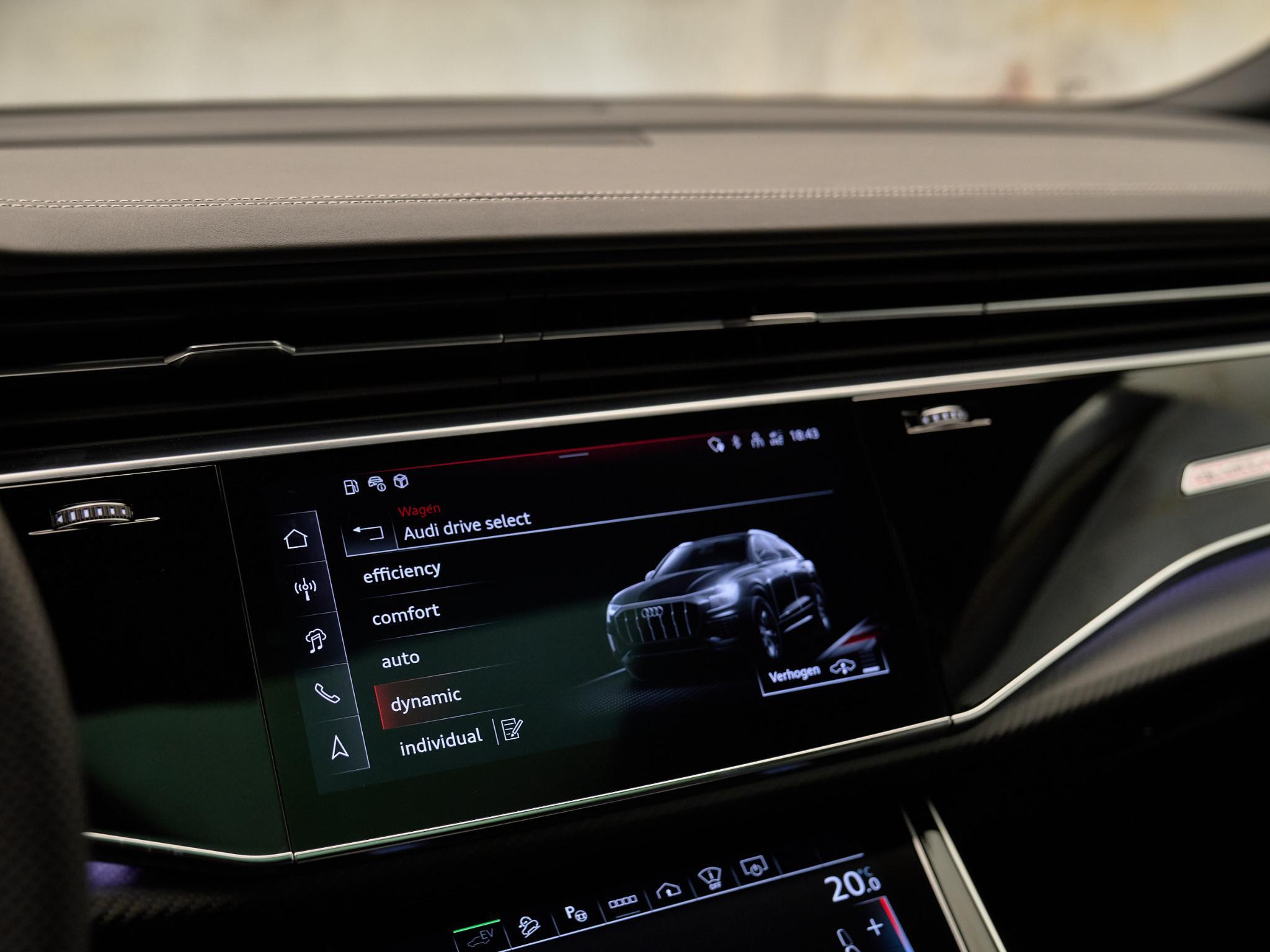 Audi Q8 - 16