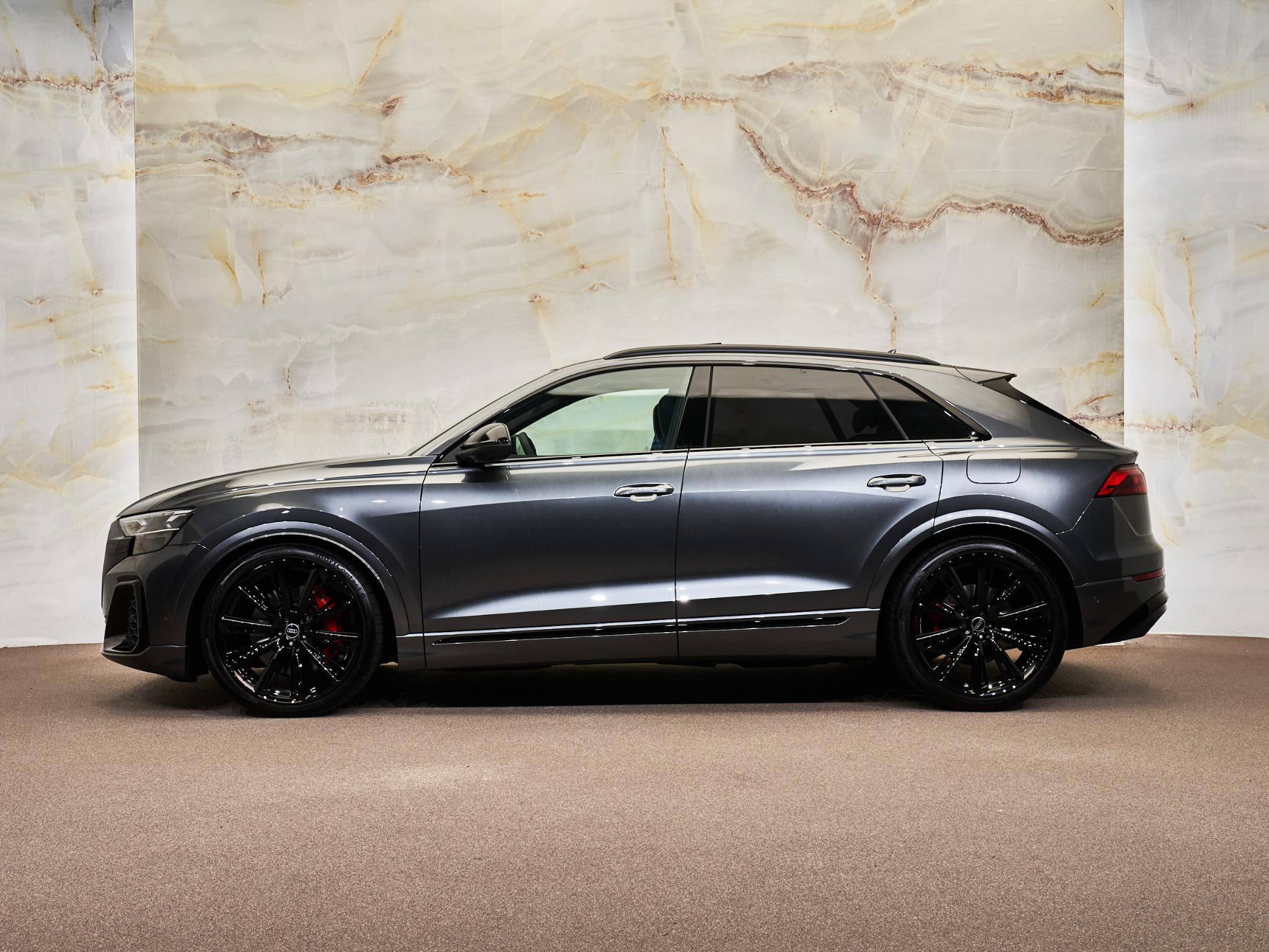 Audi Q8 - 2