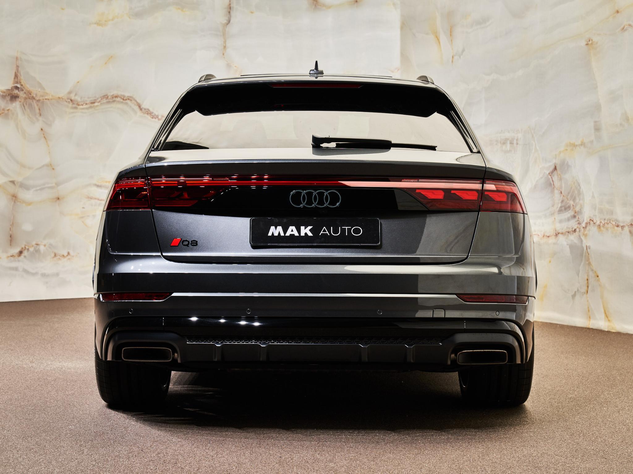 Audi Q8 - 35
