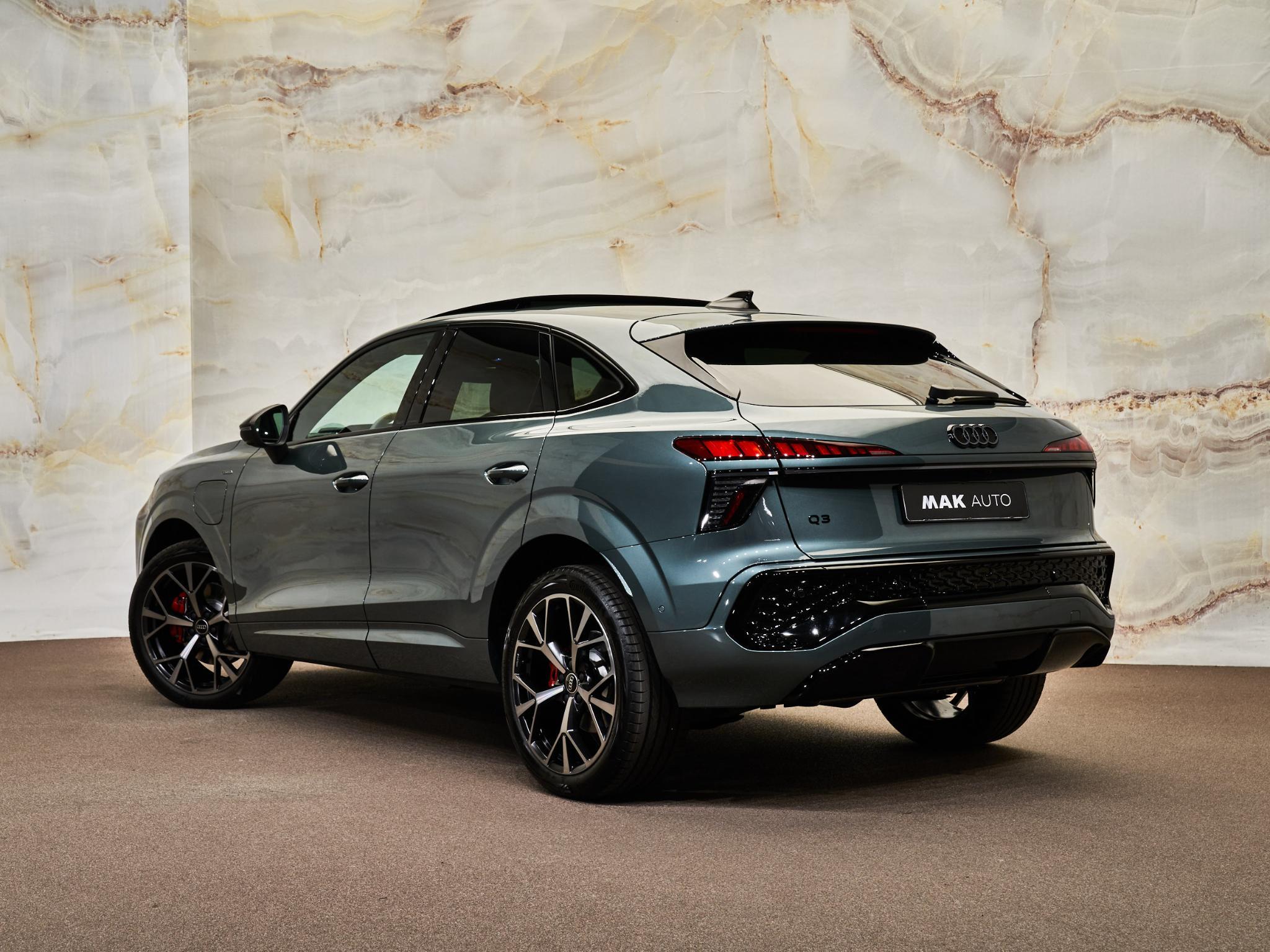 Audi Q3 - 4