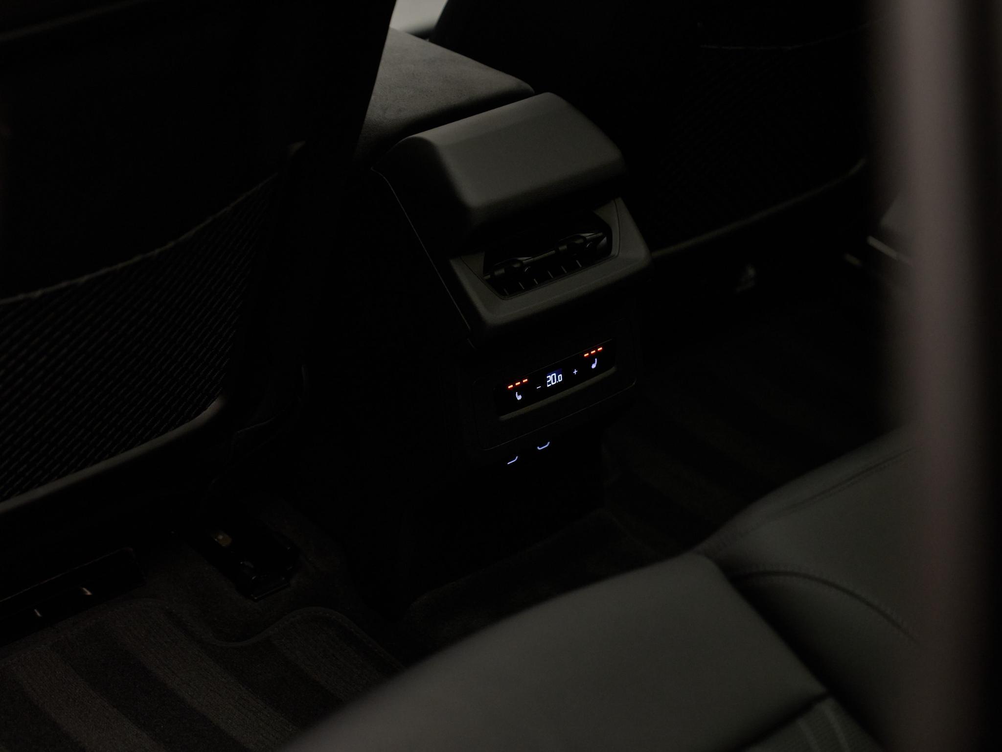 Audi S6 Avant e-tron - 30