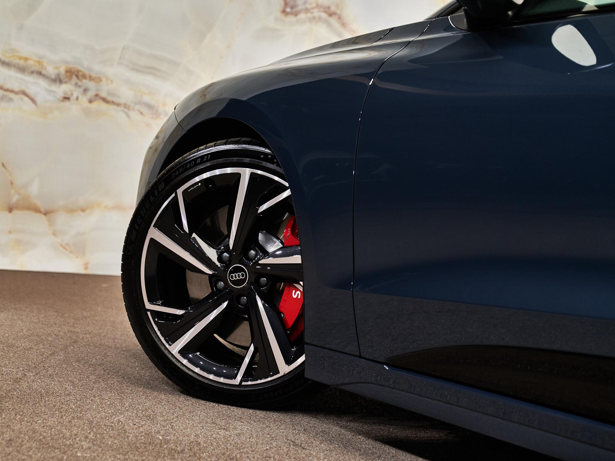 Audi S6 Avant e-tron - 29