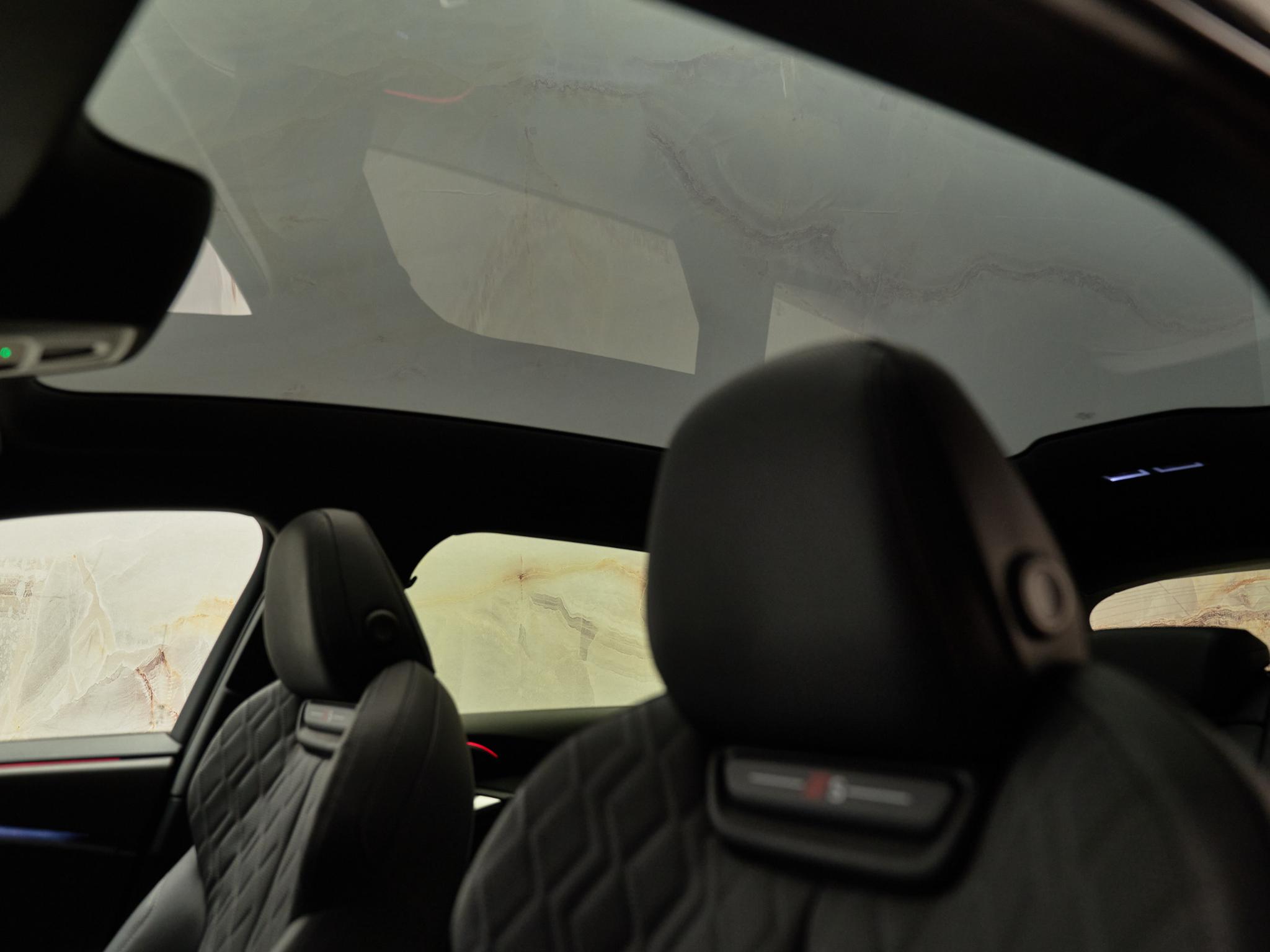 Audi S6 Avant e-tron - 12