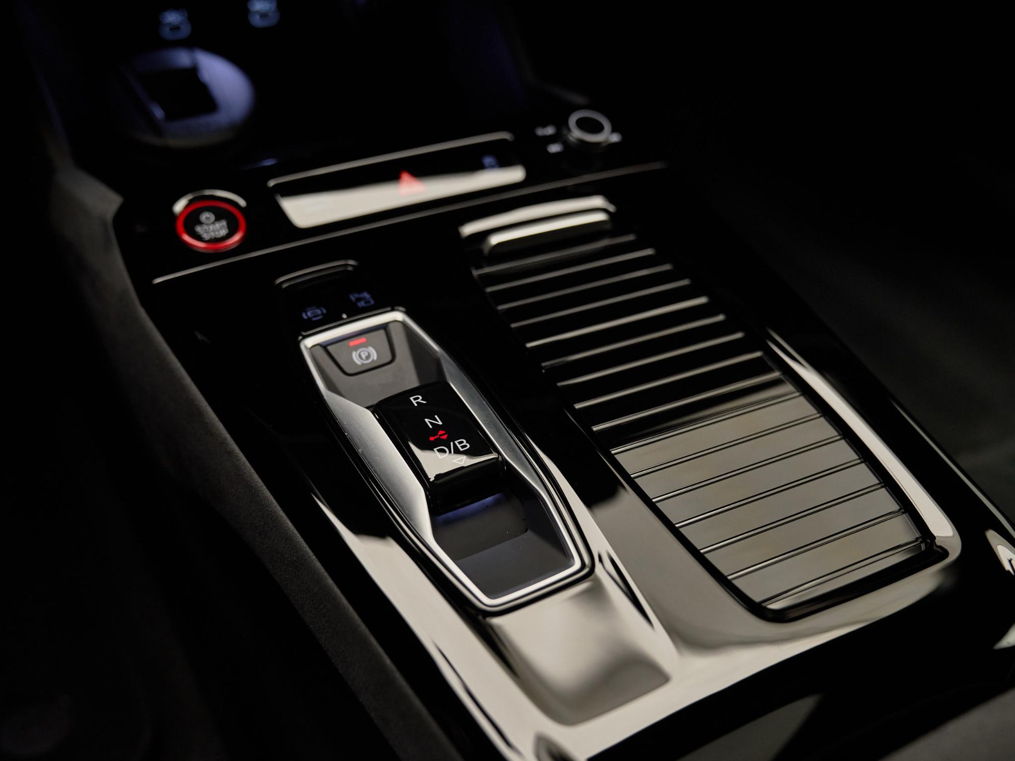 Audi S6 Avant e-tron - 22