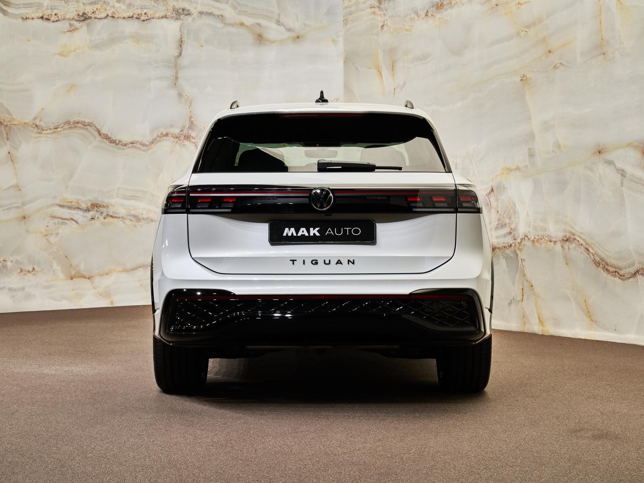 Volkswagen Tiguan - 37