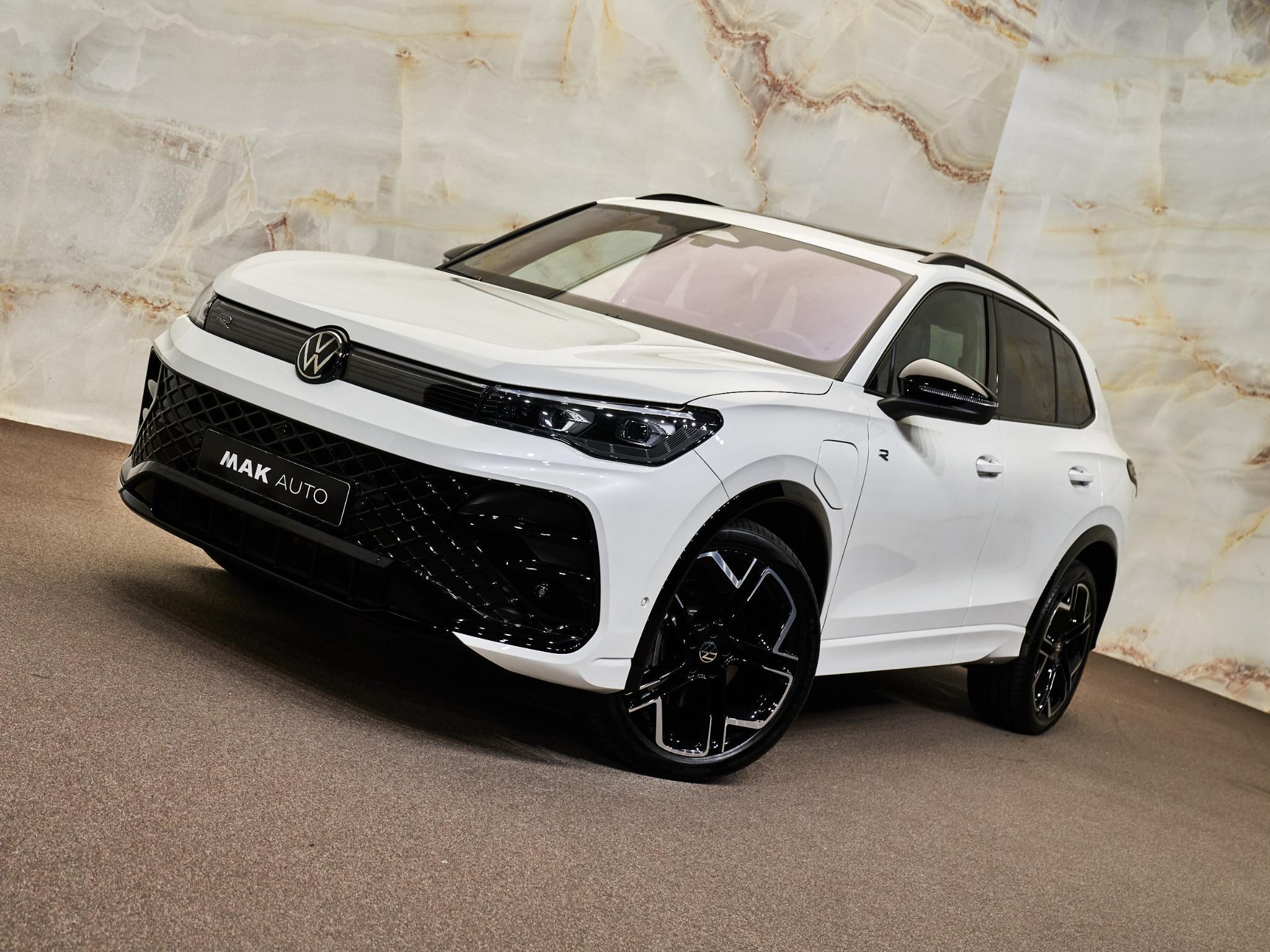 Volkswagen Tiguan - 33
