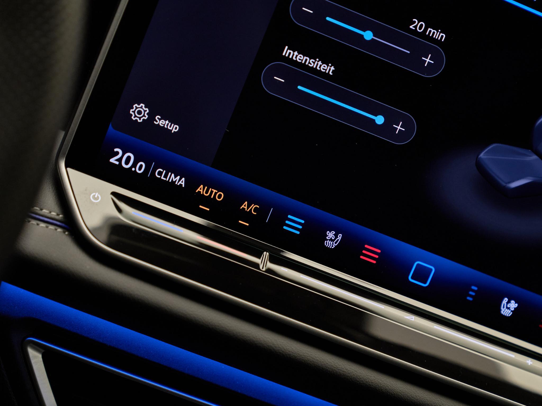Volkswagen Tiguan - 22