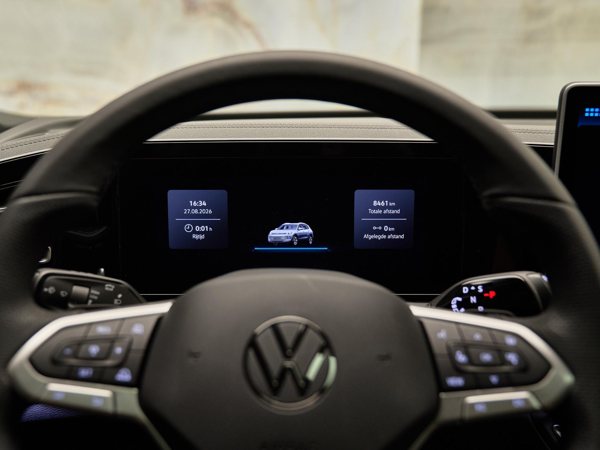 Volkswagen Tiguan - 16