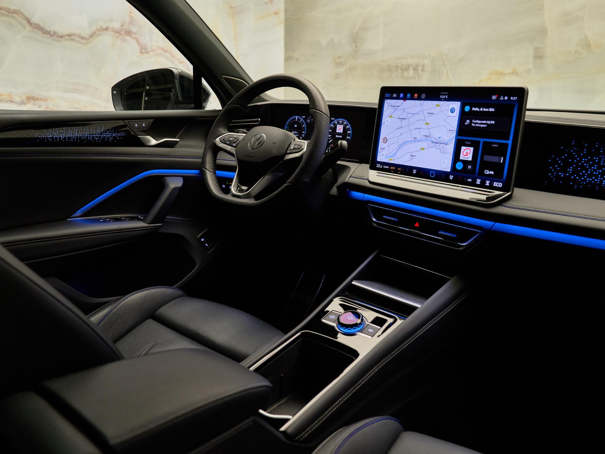 Volkswagen Tiguan - 8