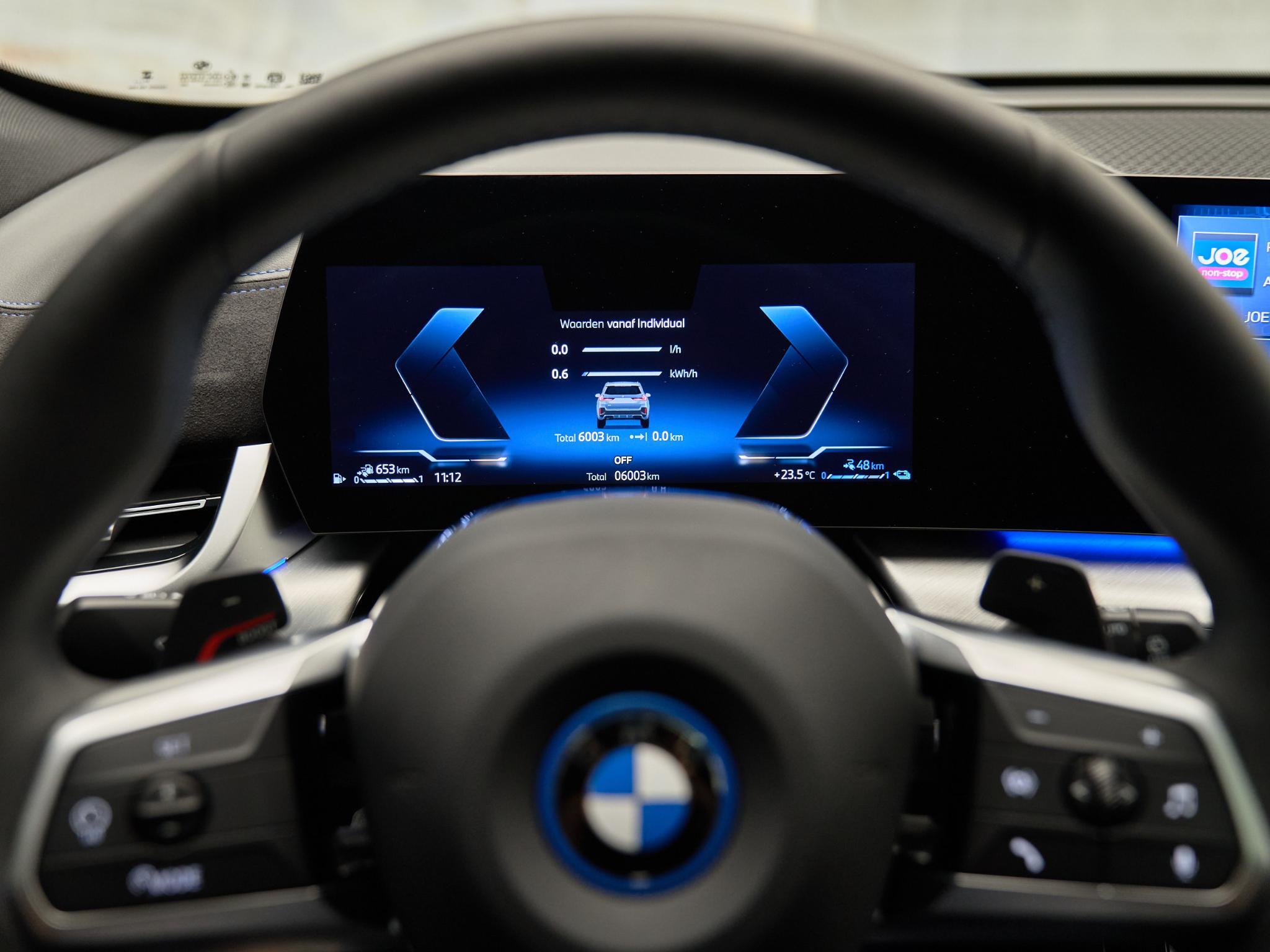 BMW X1 - 13