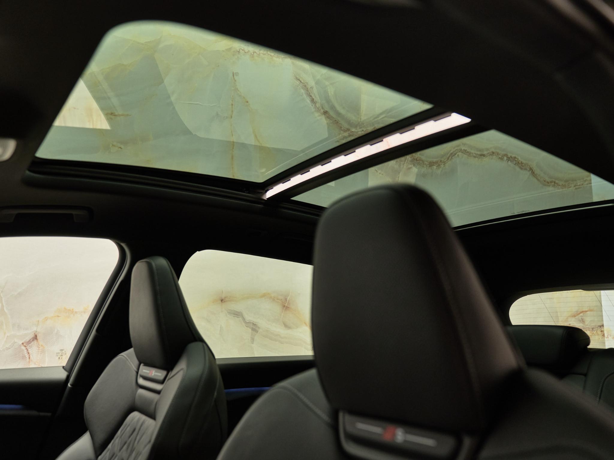 Audi SQ6 e-tron - 12