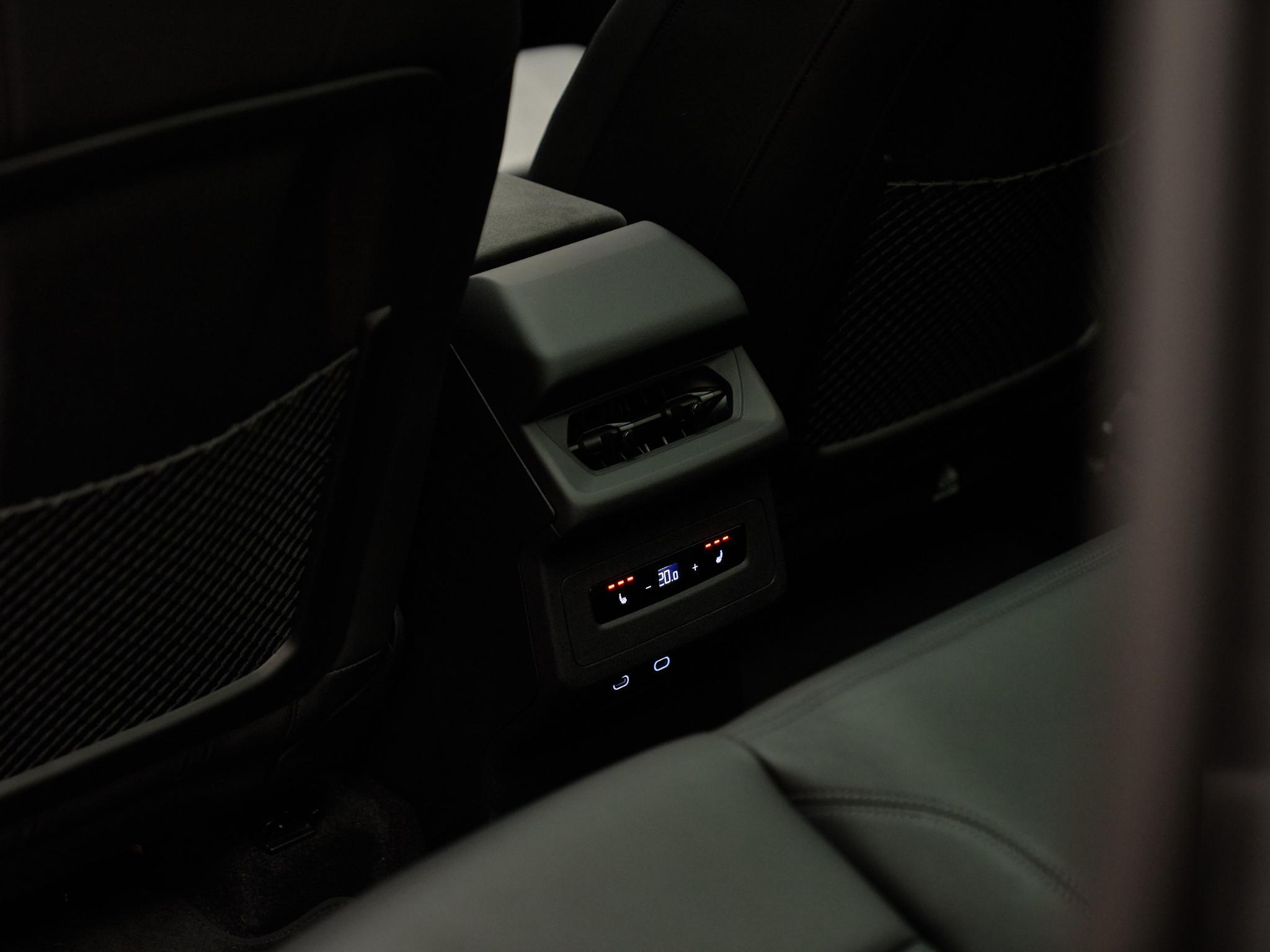 Audi SQ6 e-tron - 30