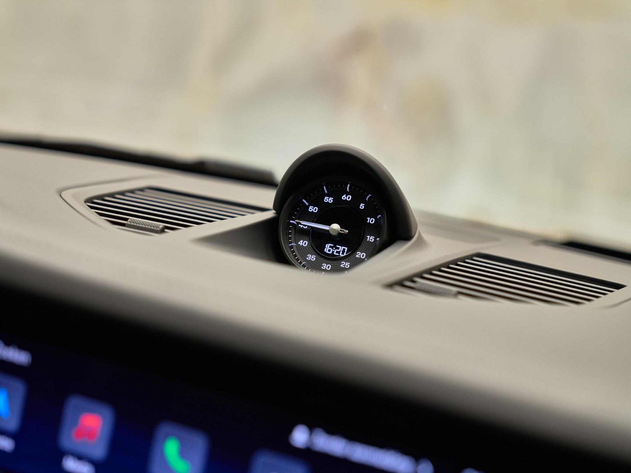 Porsche 911 - 23