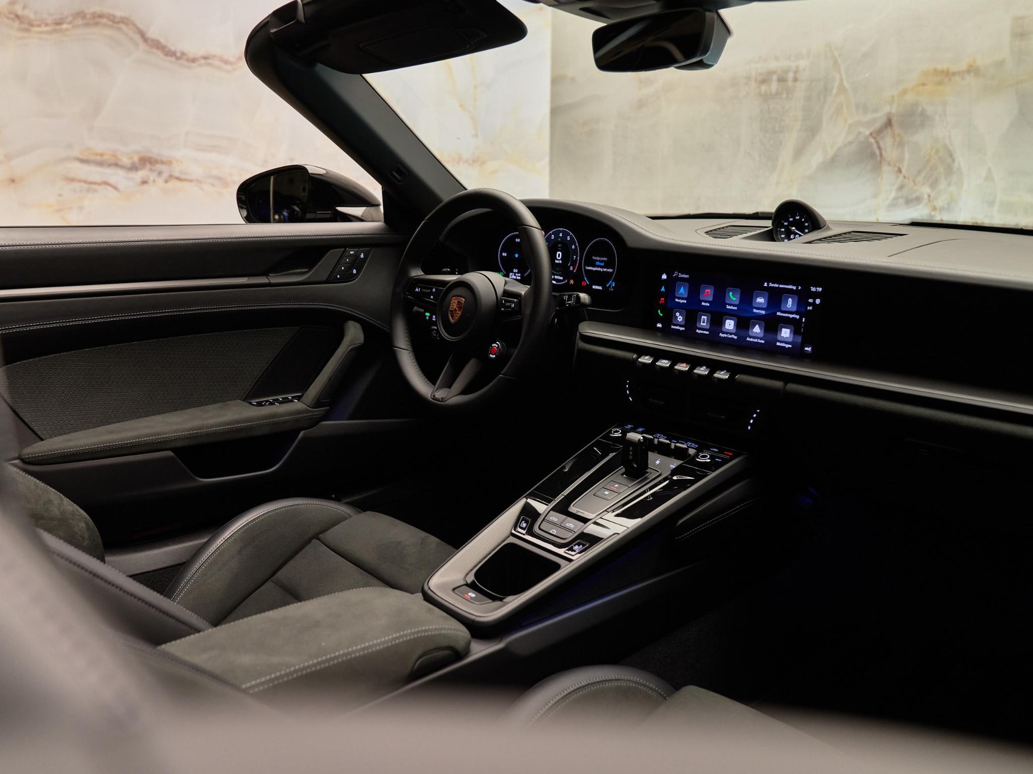 Porsche 911 - 8