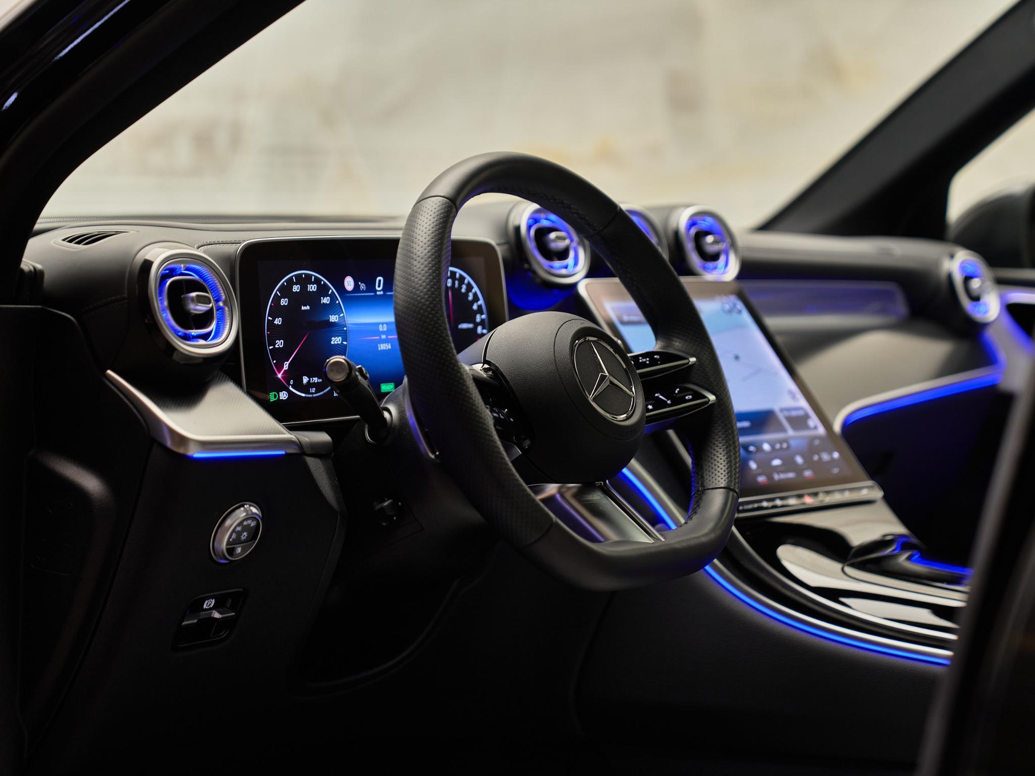 Mercedes-Benz GLC - 17