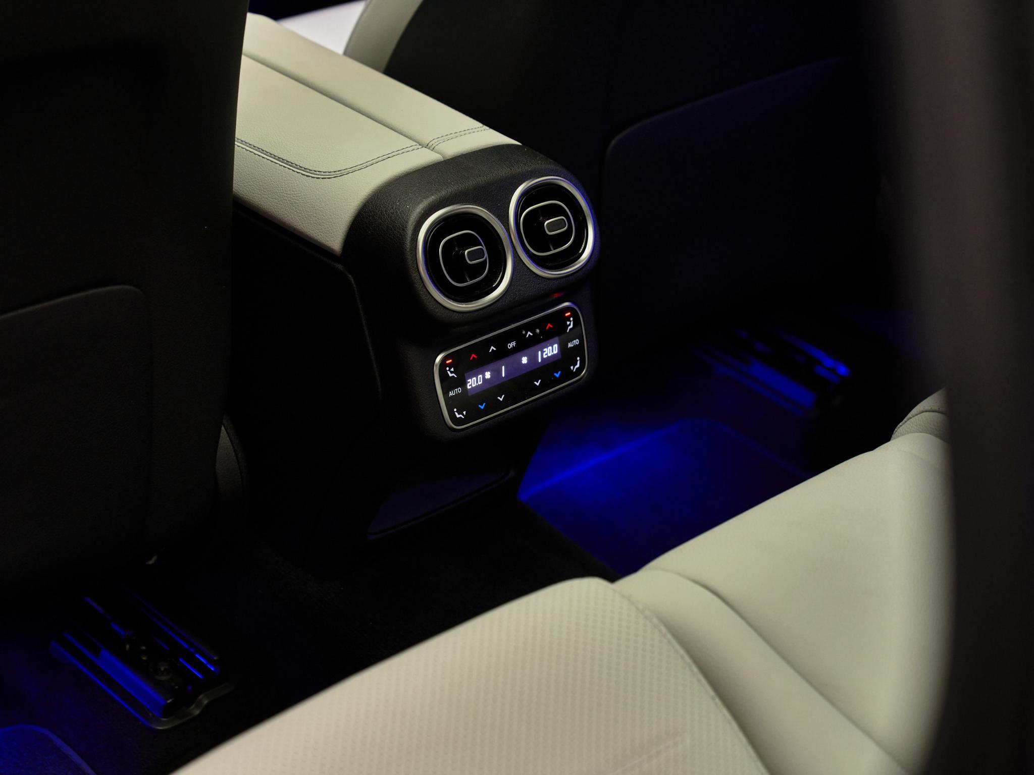 Mercedes-Benz GLC - 23