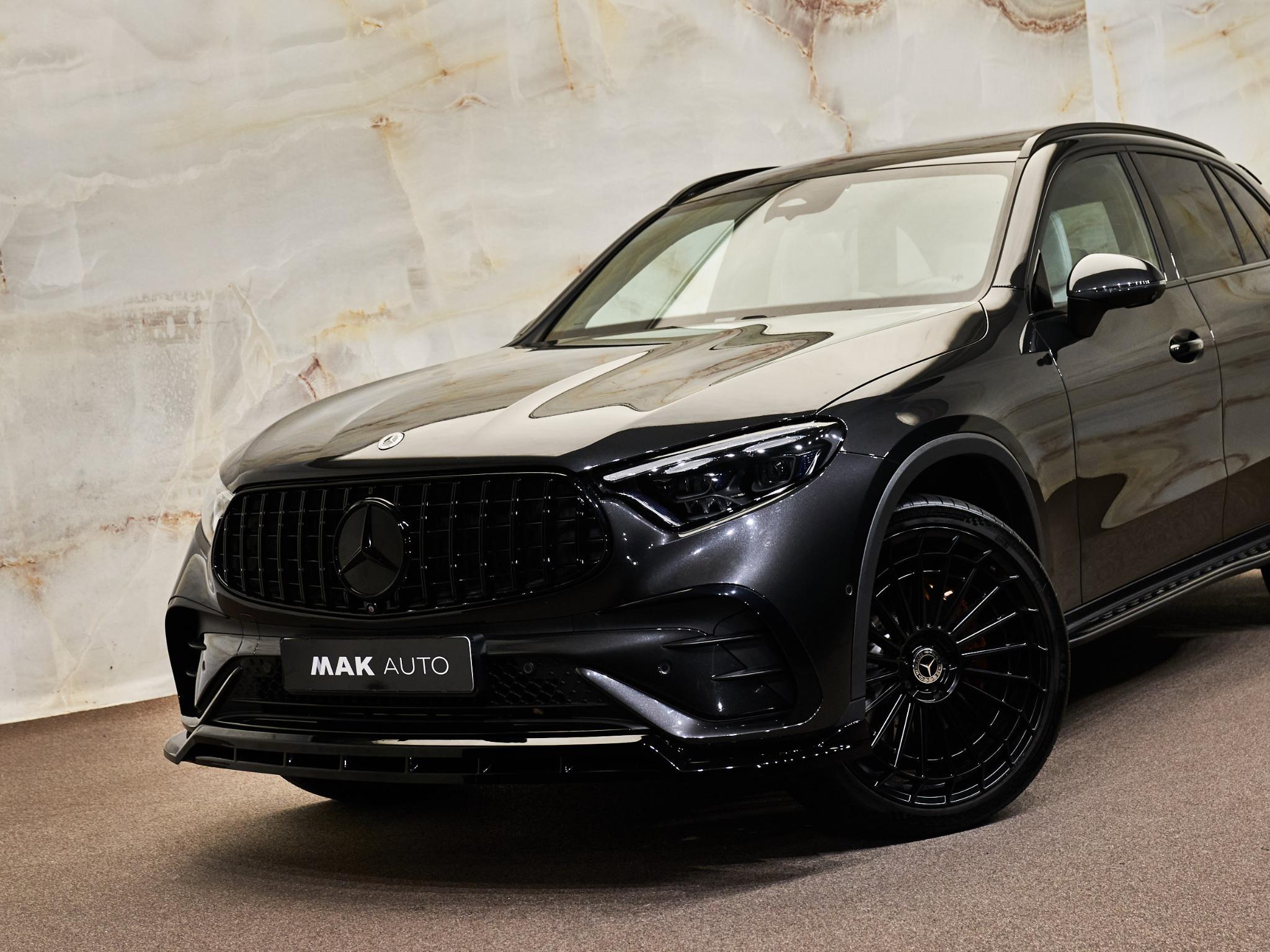 Mercedes-Benz GLC - 4