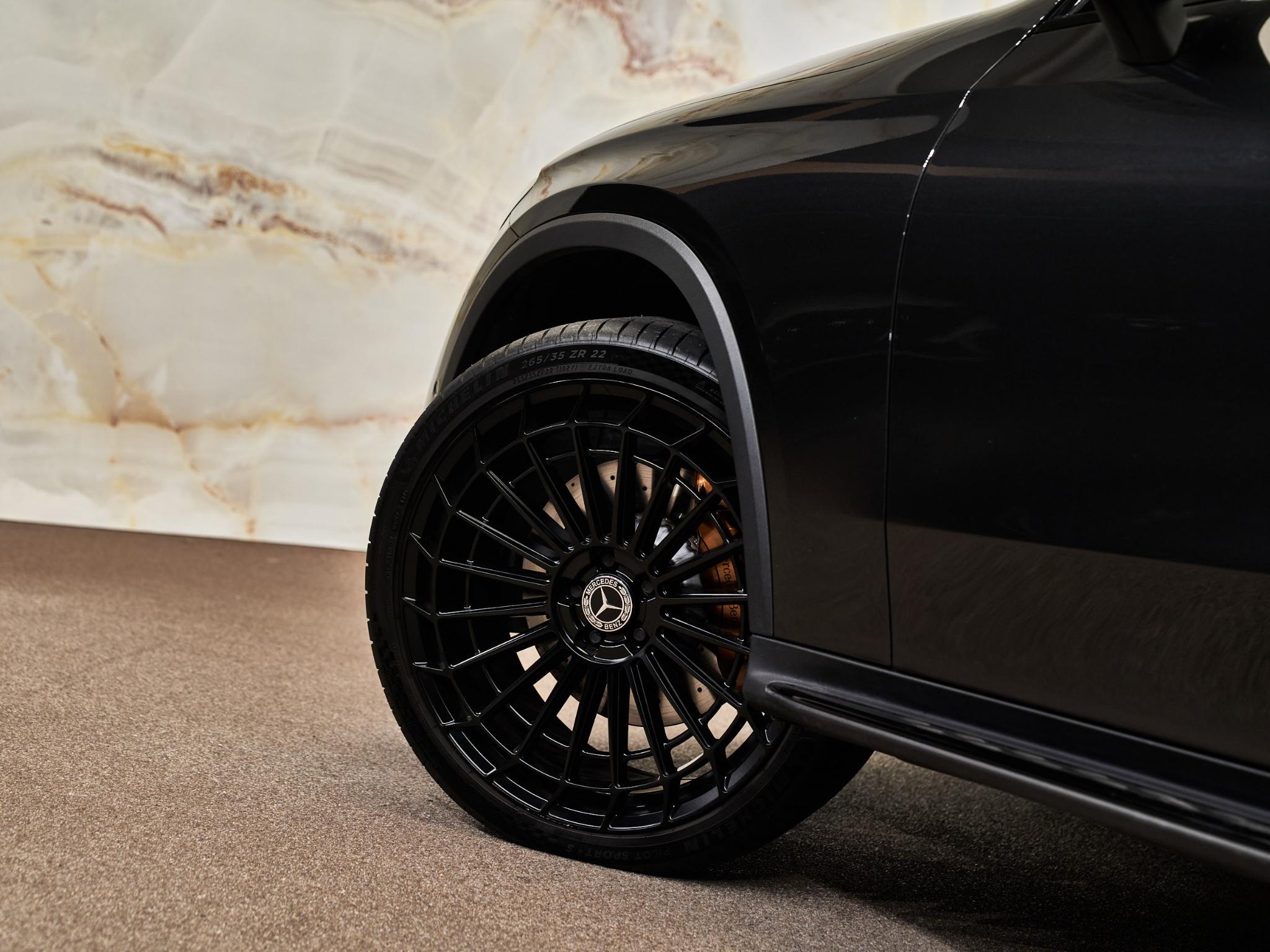 Mercedes-Benz GLC - 25