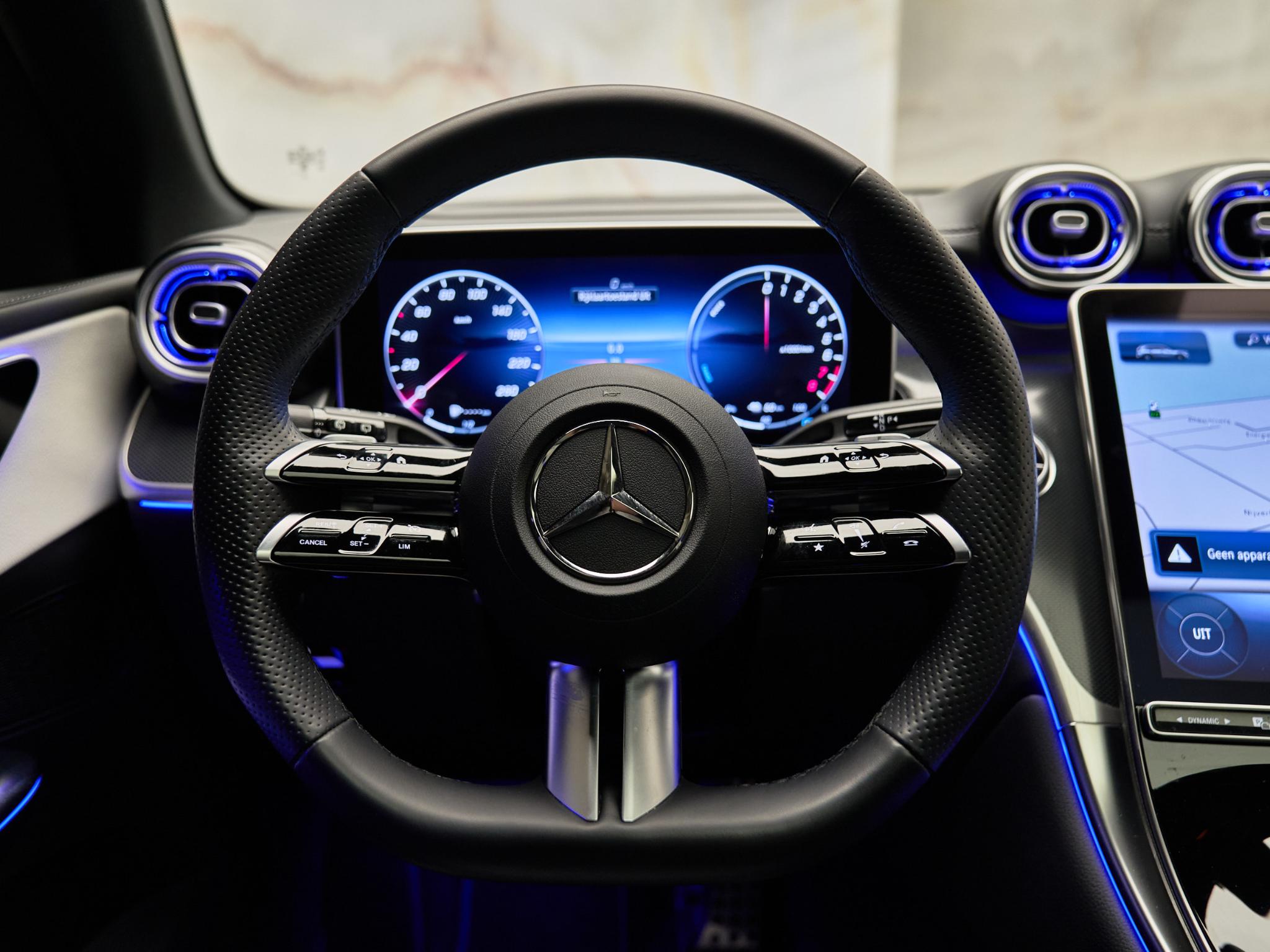 Mercedes-Benz GLC - 15