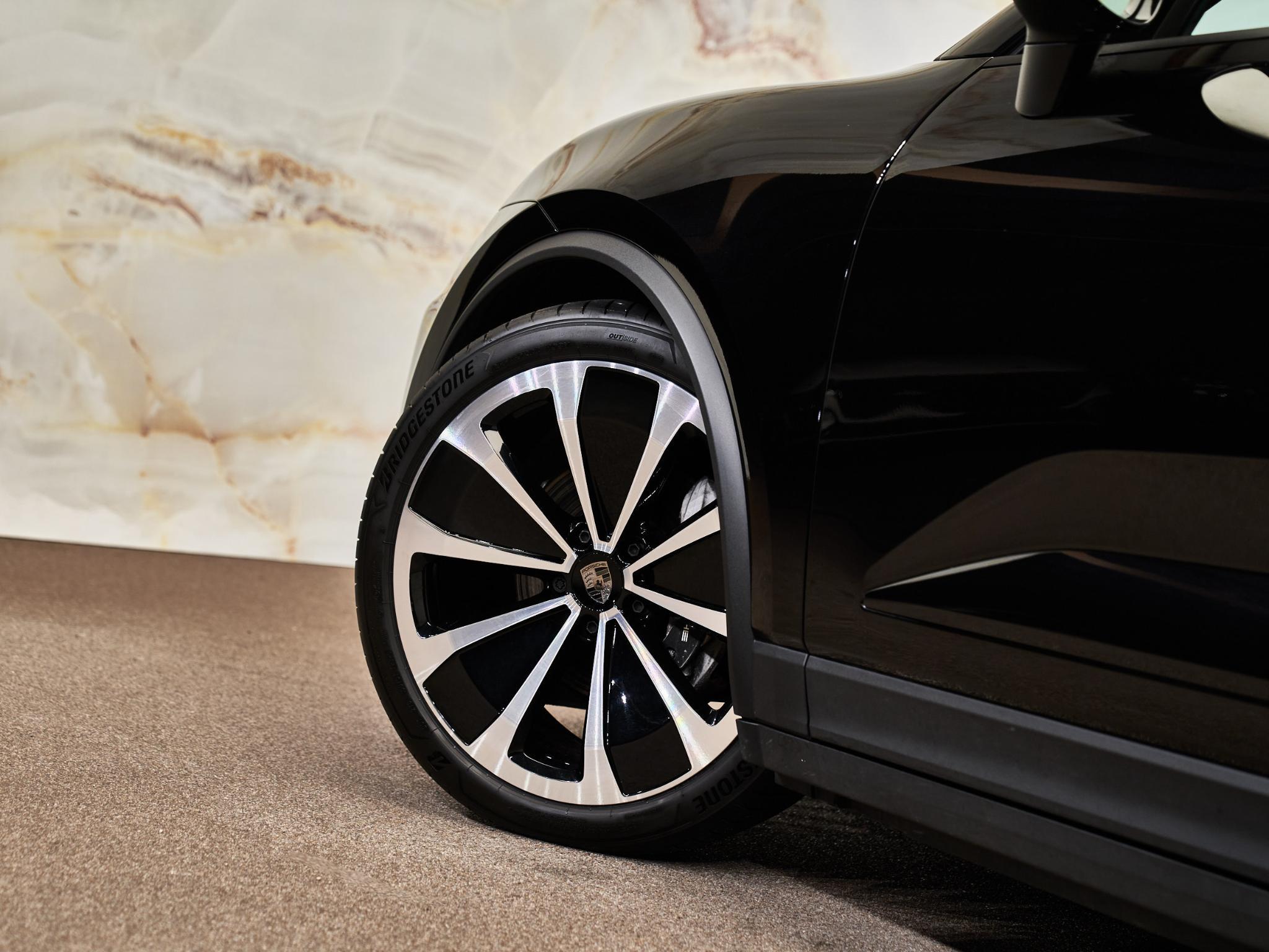 Porsche Macan - 27