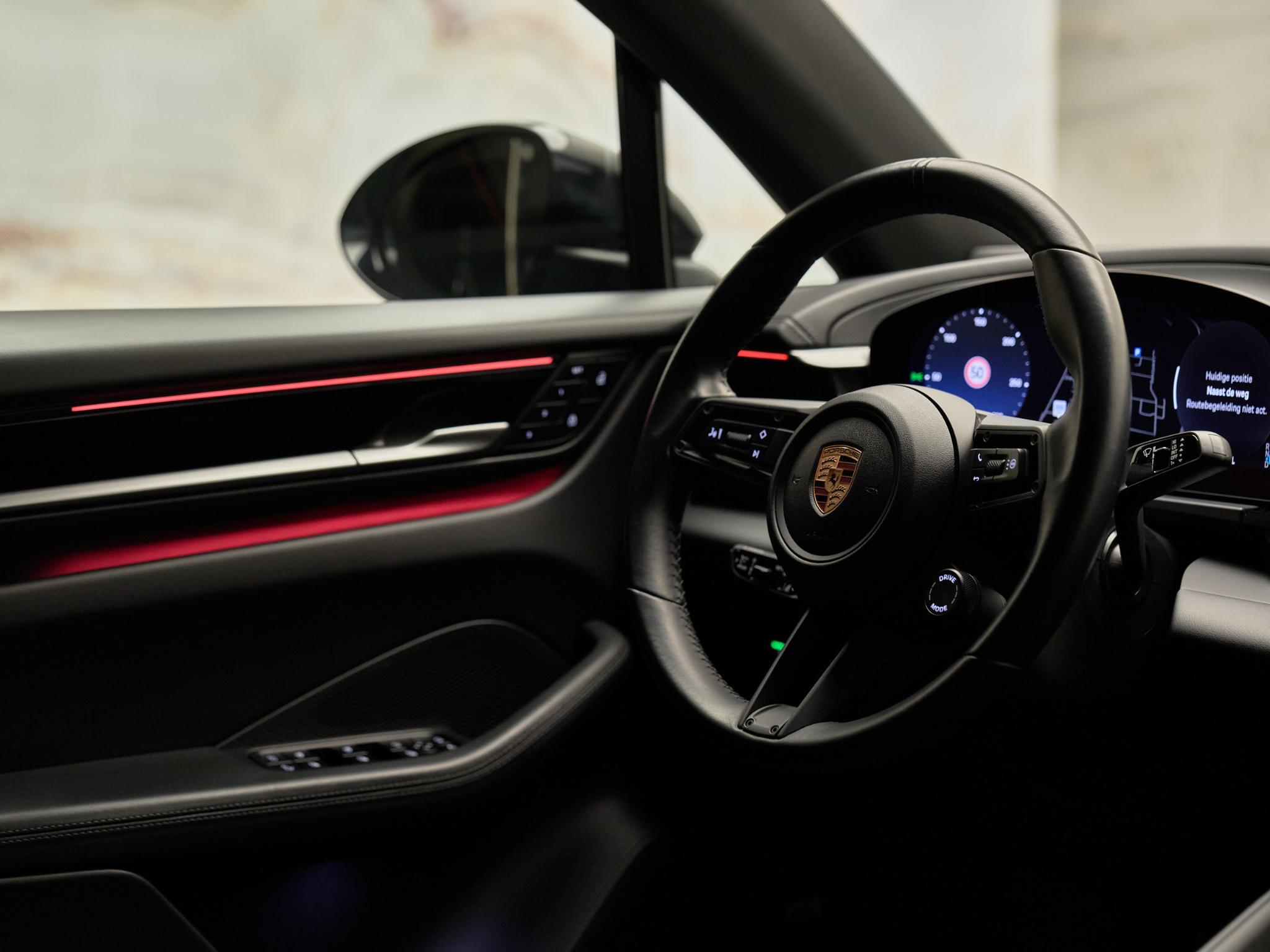 Porsche Macan - 23