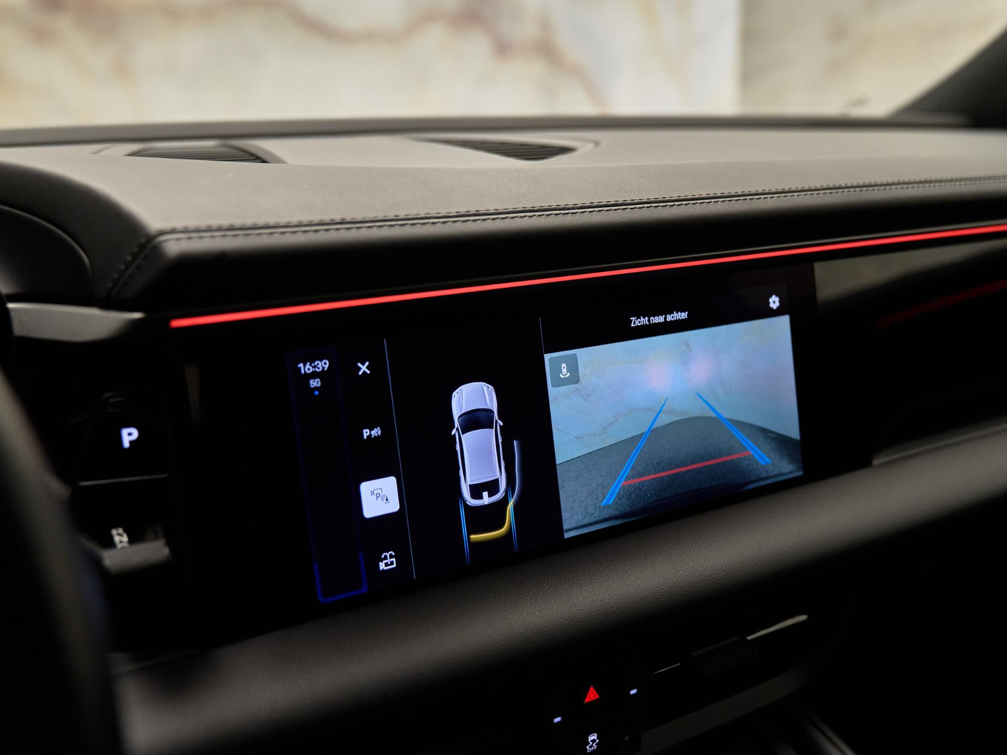 Porsche Macan - 13