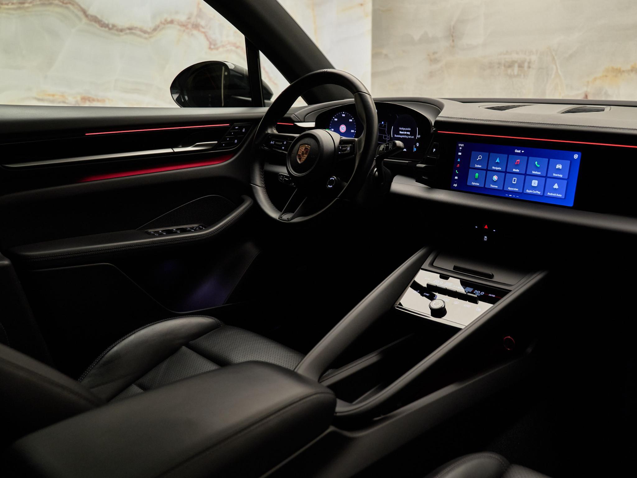 Porsche Macan - 8