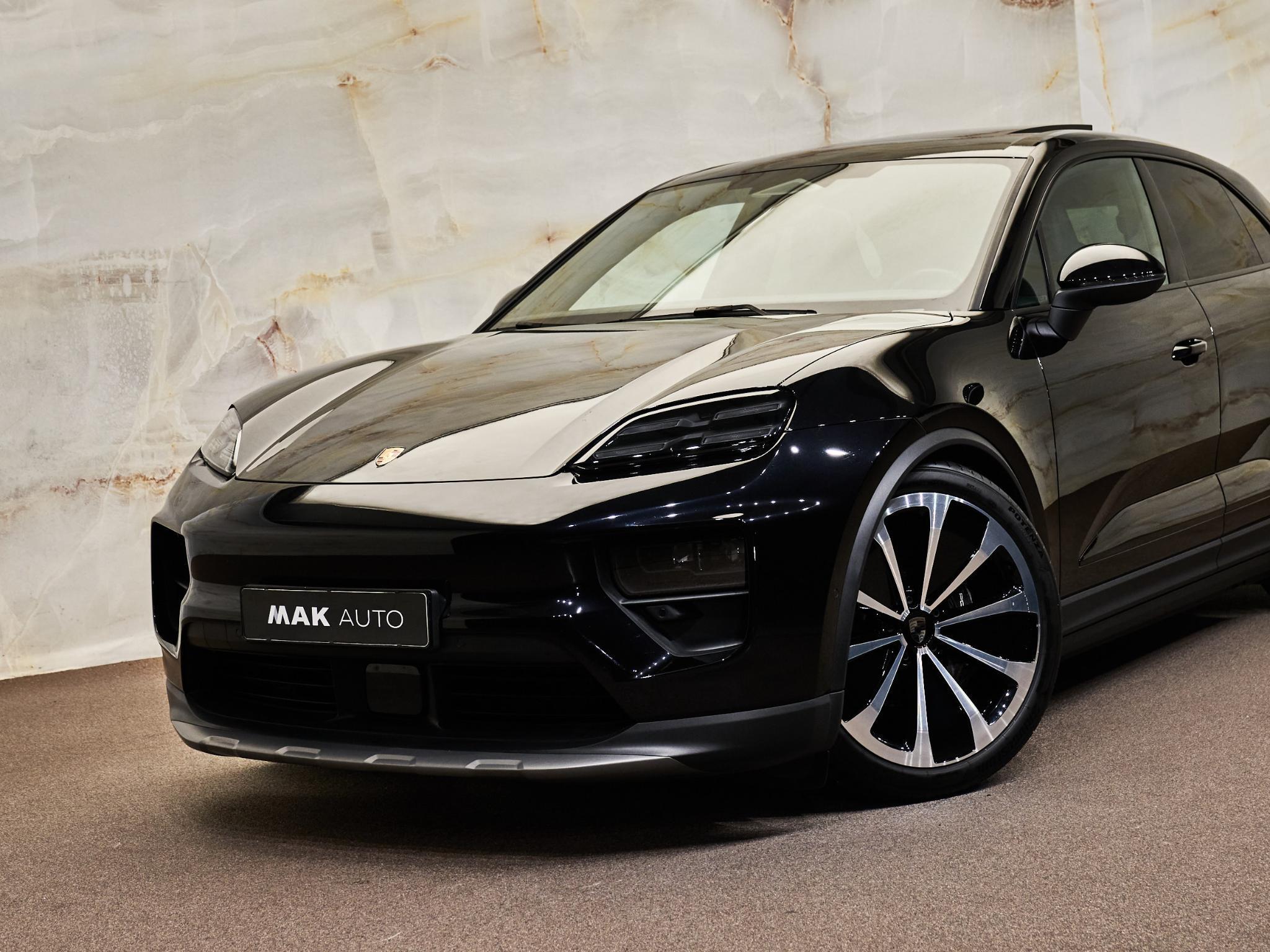 Porsche Macan - 4