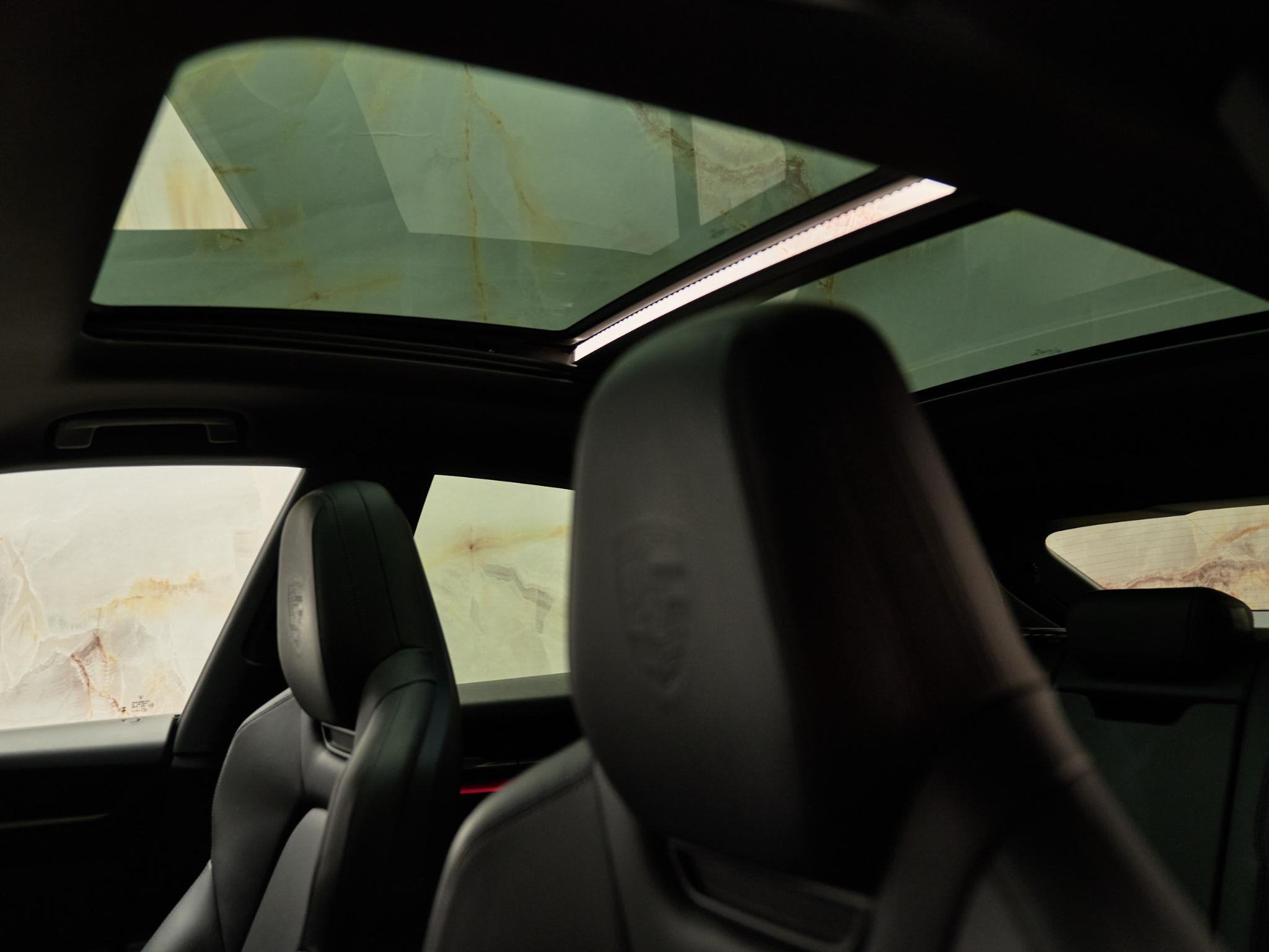 Porsche Macan - 11