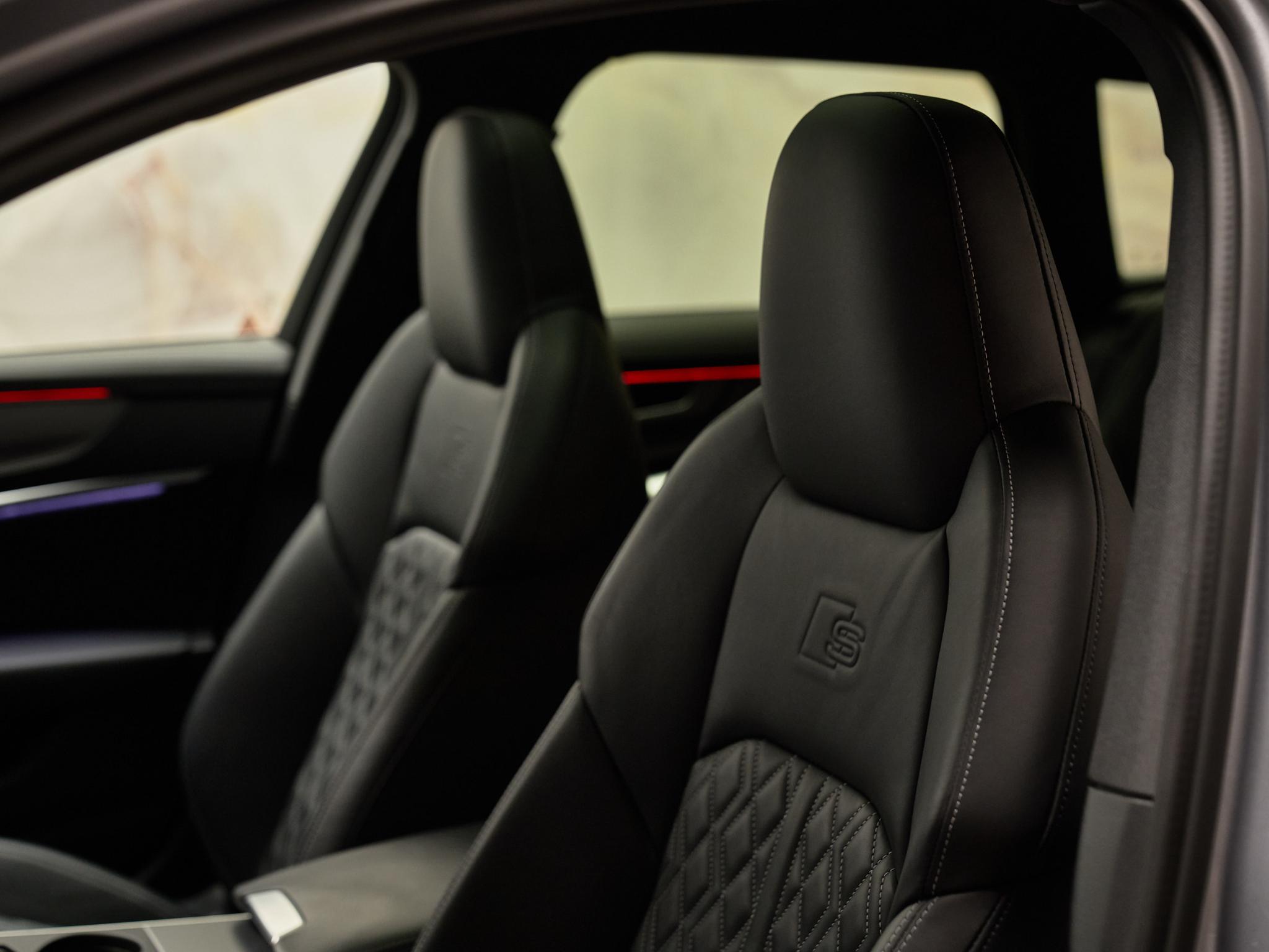 Audi A6 - 24