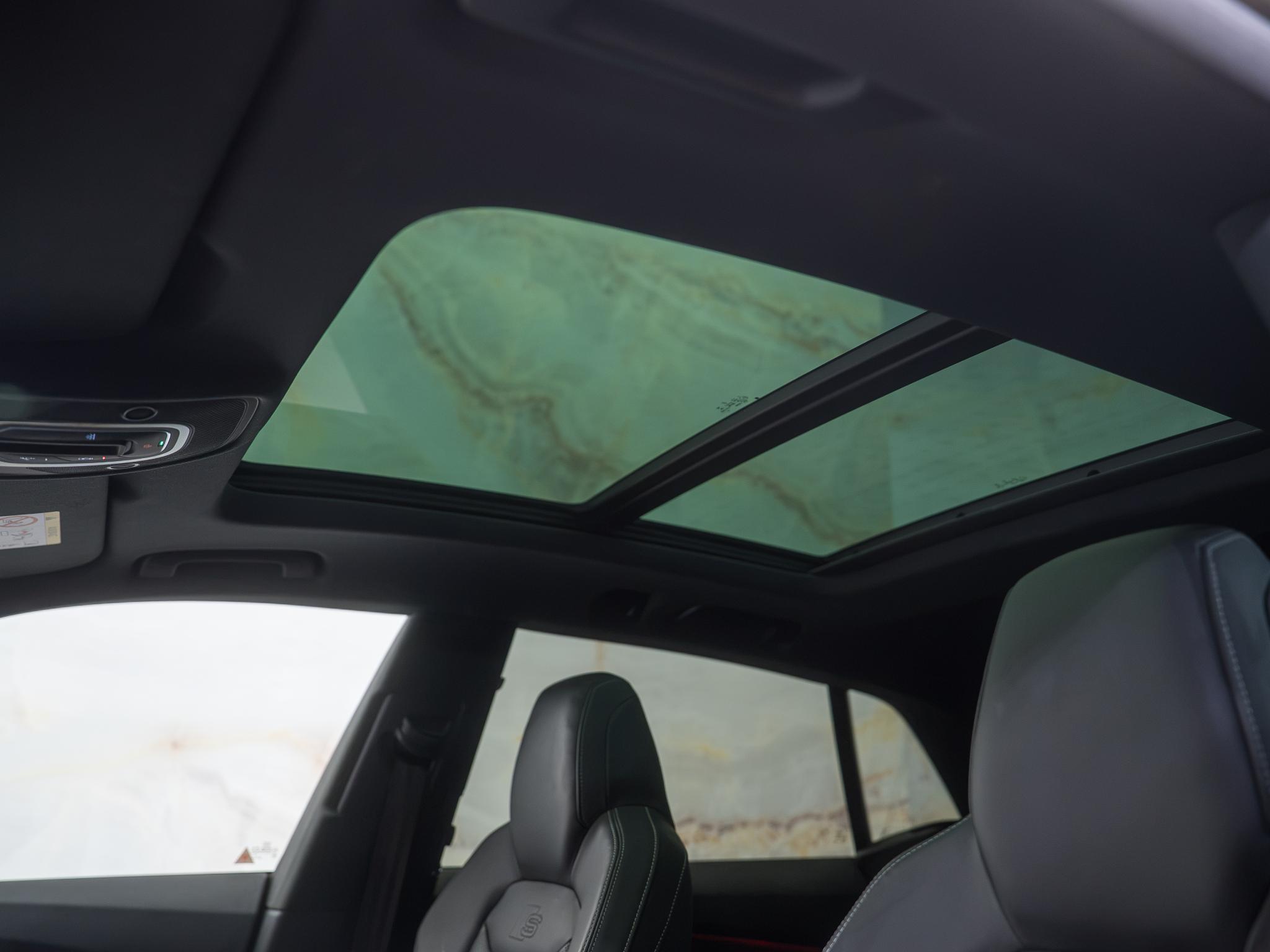 Audi Q8 - 9